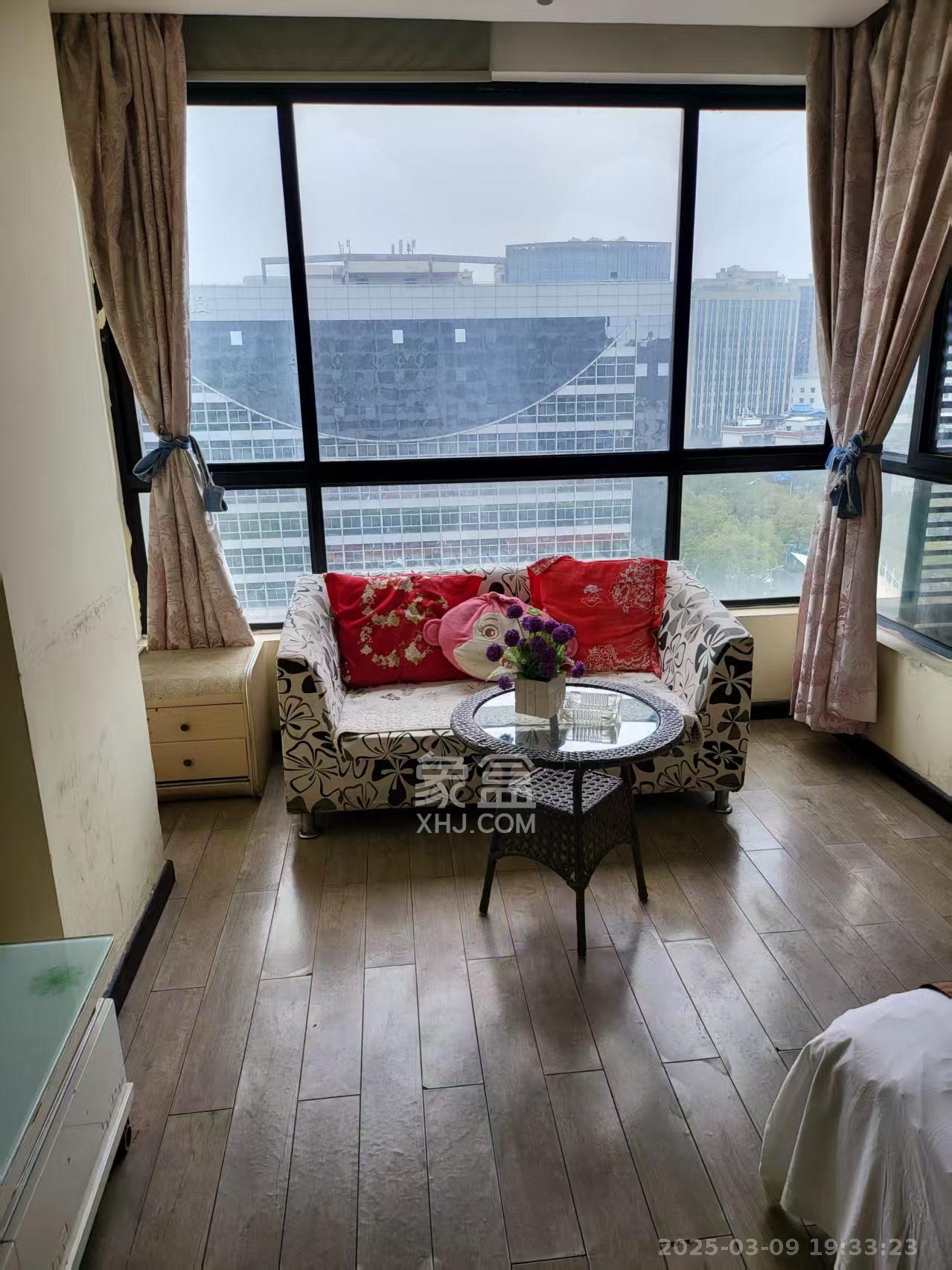 标志商务中心 1室1厅1卫 1300.0元/月 标志商务中心 1室1厅1卫 1300.0元/月室内图