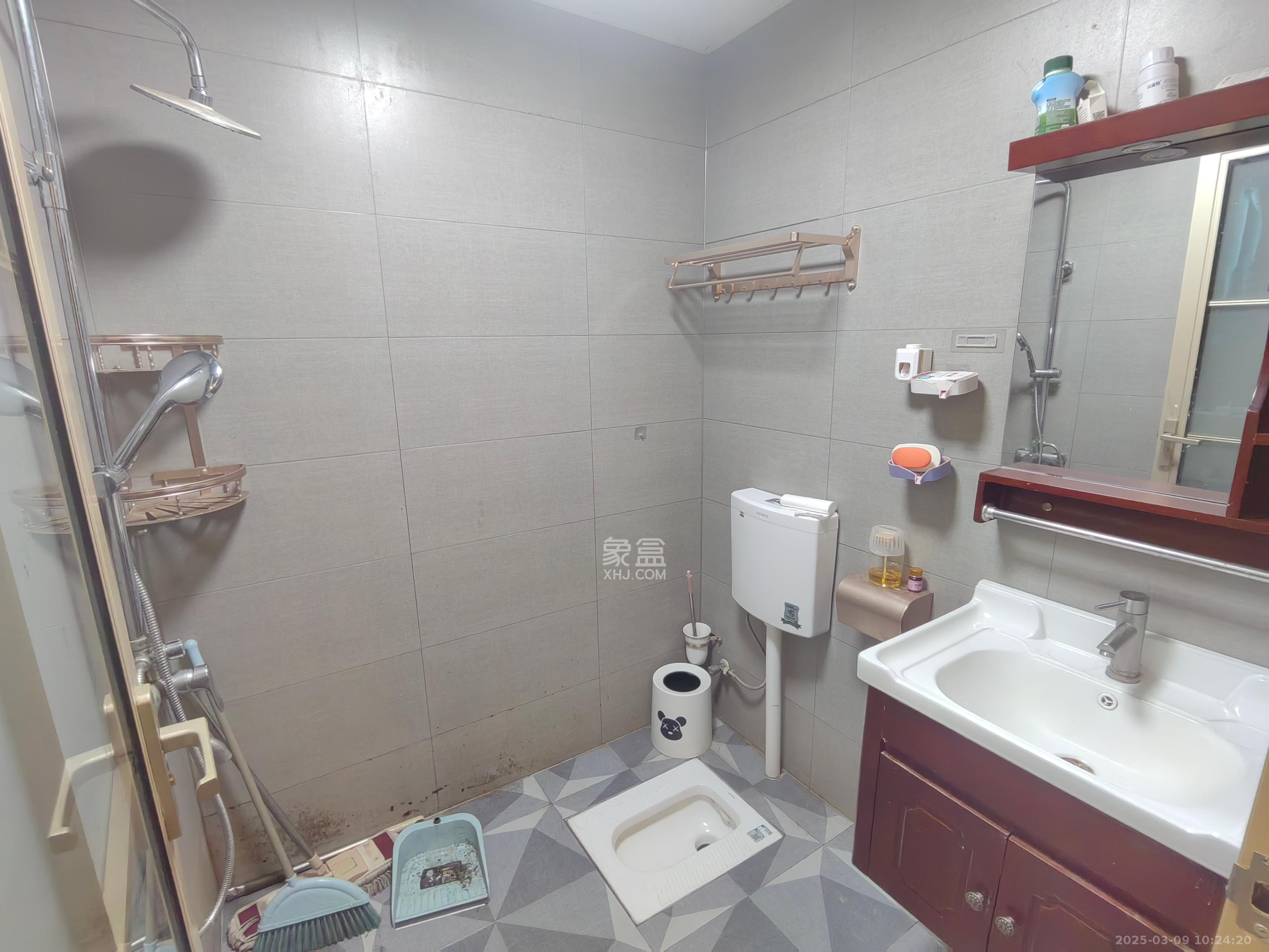 中茂城  1室0厅1卫   1250.00元/月室内图