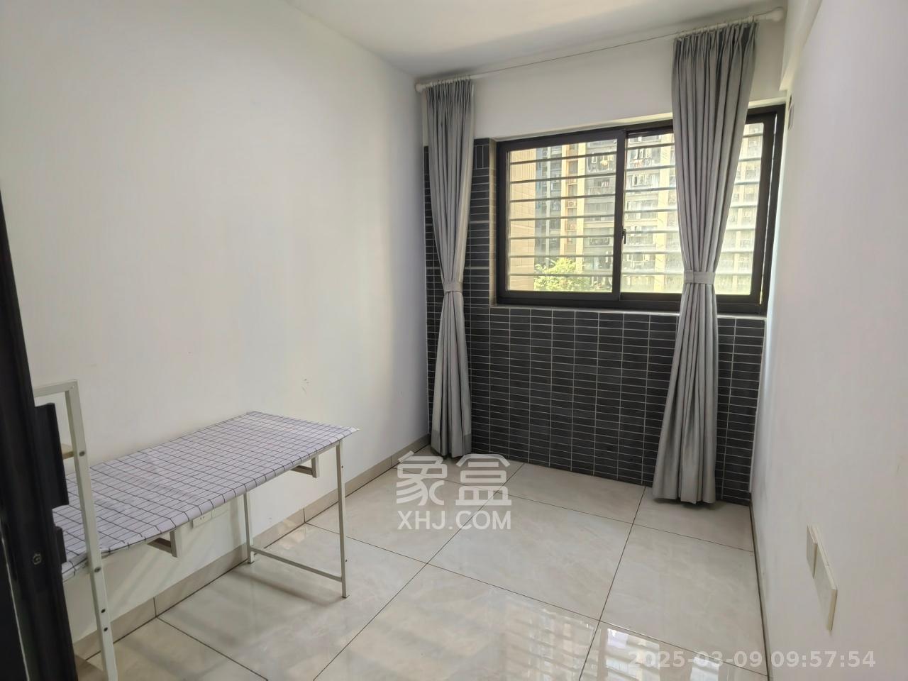 时代倾城三期 3室2厅2卫 2300.0元/月 时代倾城三期 3室2厅2卫 2300.0元/月室内图