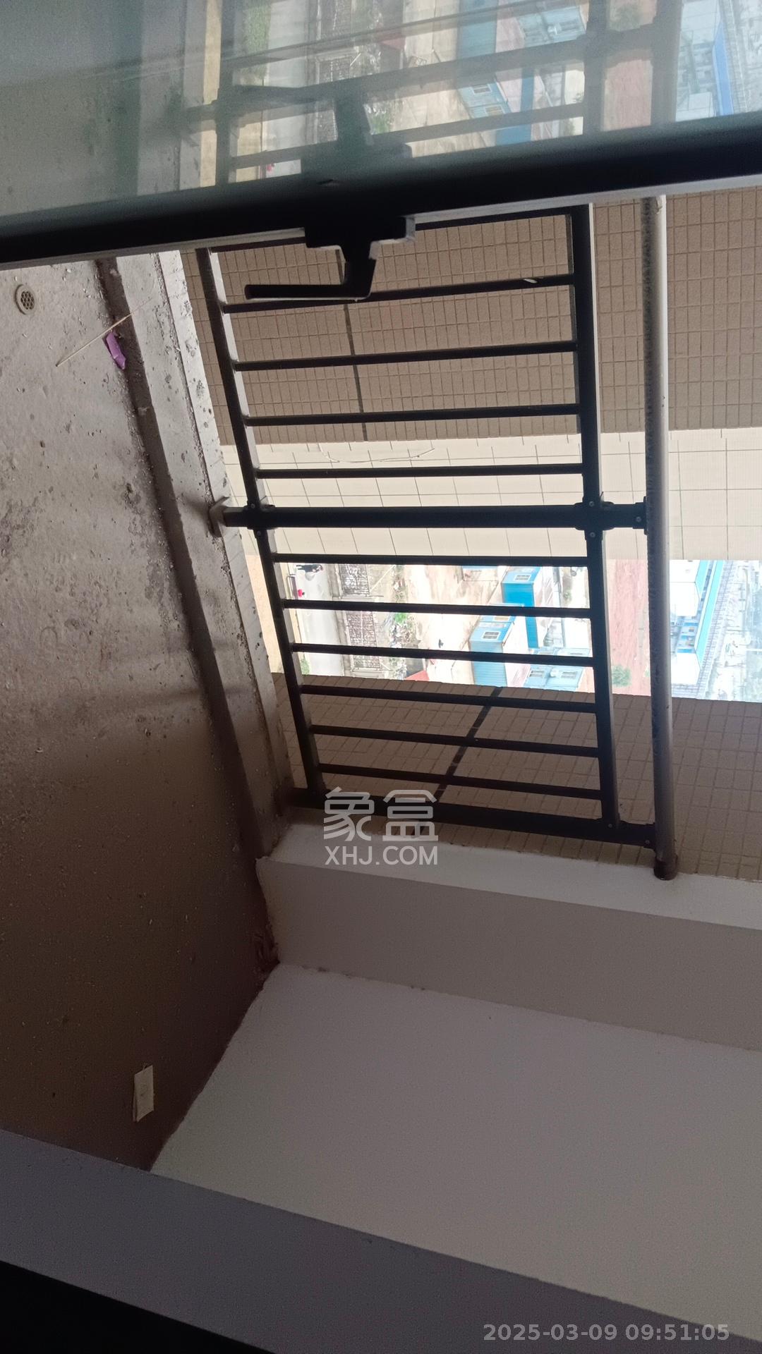 国泰九龙湾 3室2厅1卫 1300.0元/月 国泰九龙湾 3室2厅1卫 1300.0元/月室内图