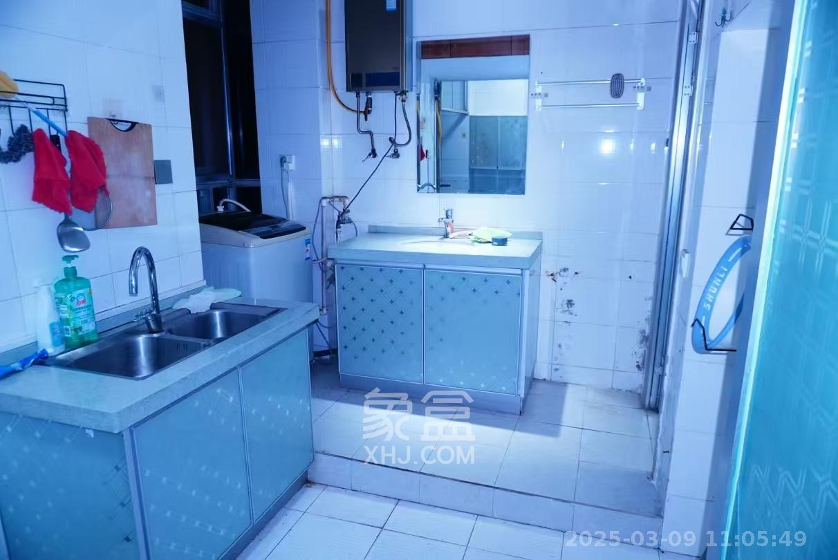 省卫生厅机关大院 3室2厅1卫 2700.0元/月 省卫生厅机关大院 3室2厅1卫 2700.0元/月室内图