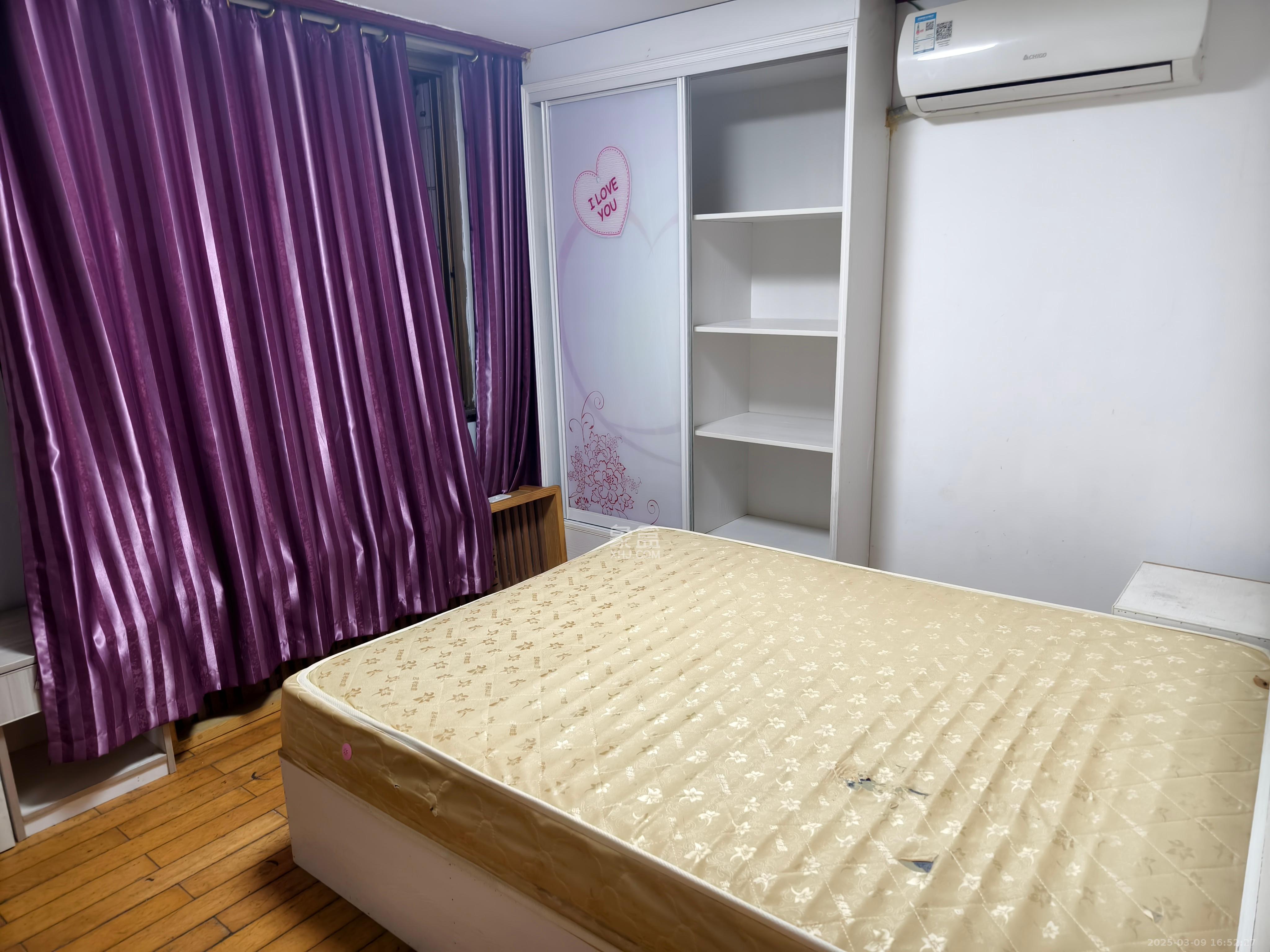 新富城  4室1廳3衛(wèi)   4500.00元/月室內(nèi)圖