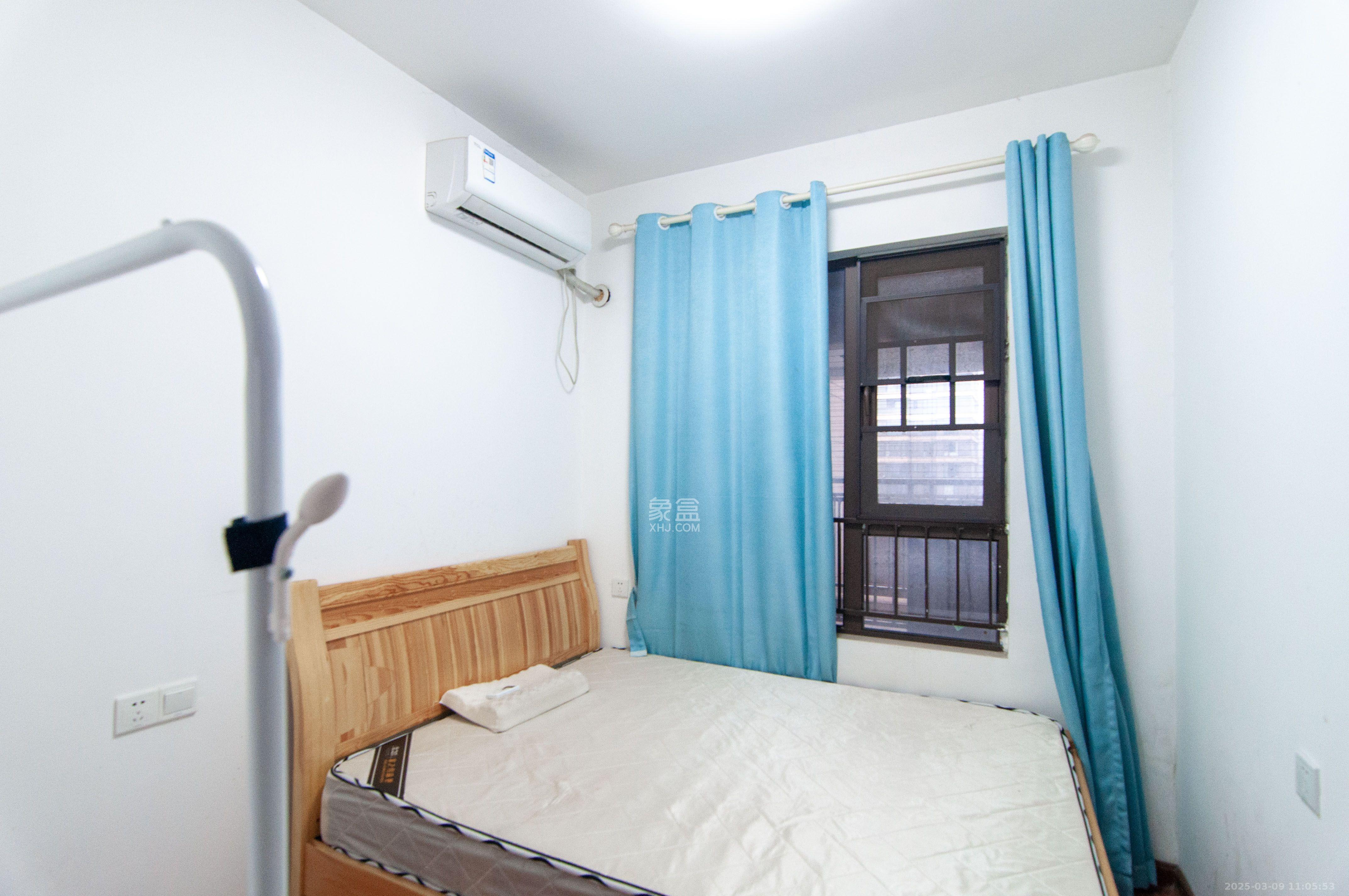 卓越浅水湾  3室2厅2卫   2600.00元/月室内图