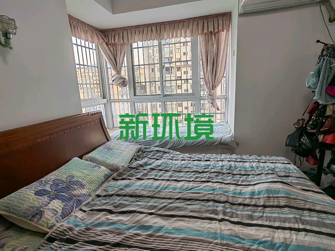 桂花园  1室0厅0卫   65.80万客厅