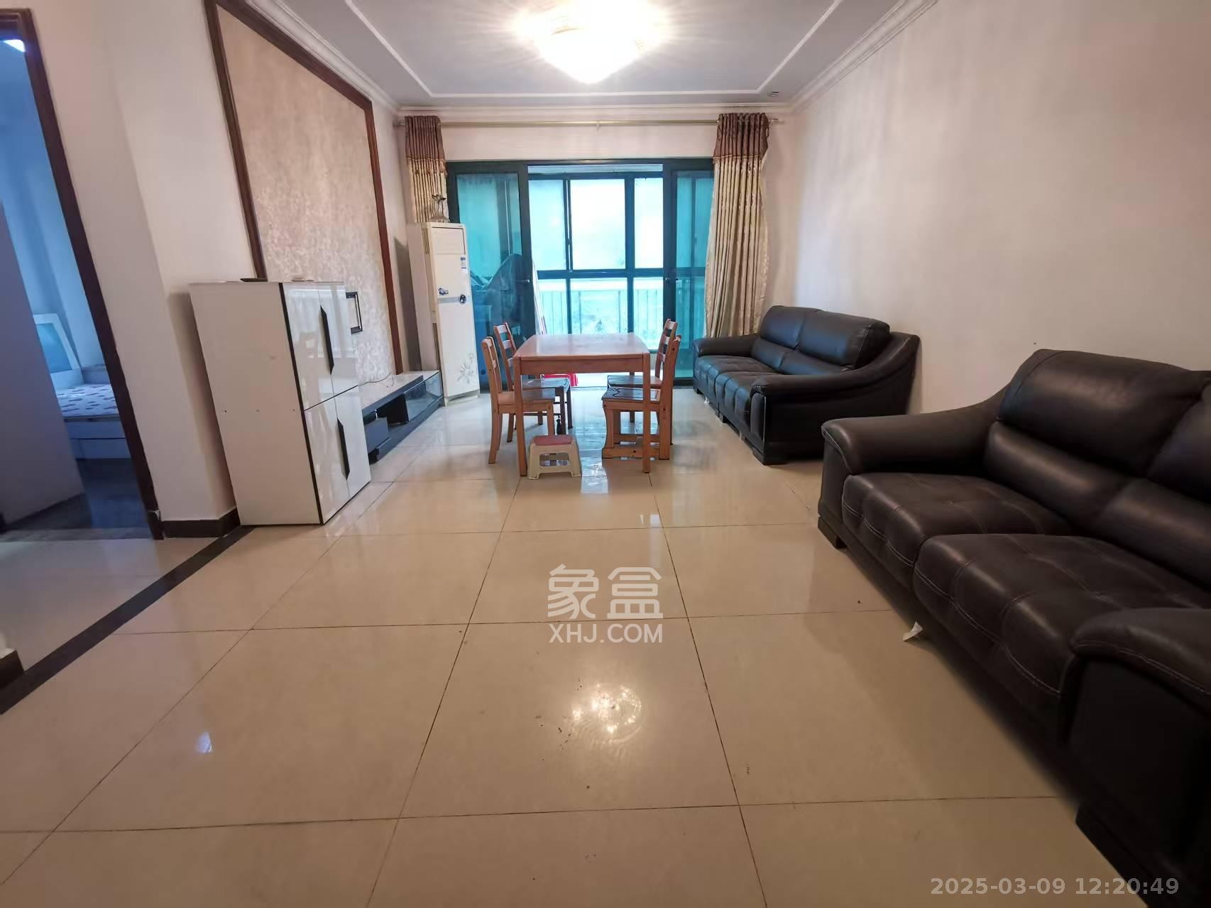 恒大绿洲 3室1厅1卫 2800.0元/月 恒大绿洲 3室1厅1卫 2800.0元/月室内图