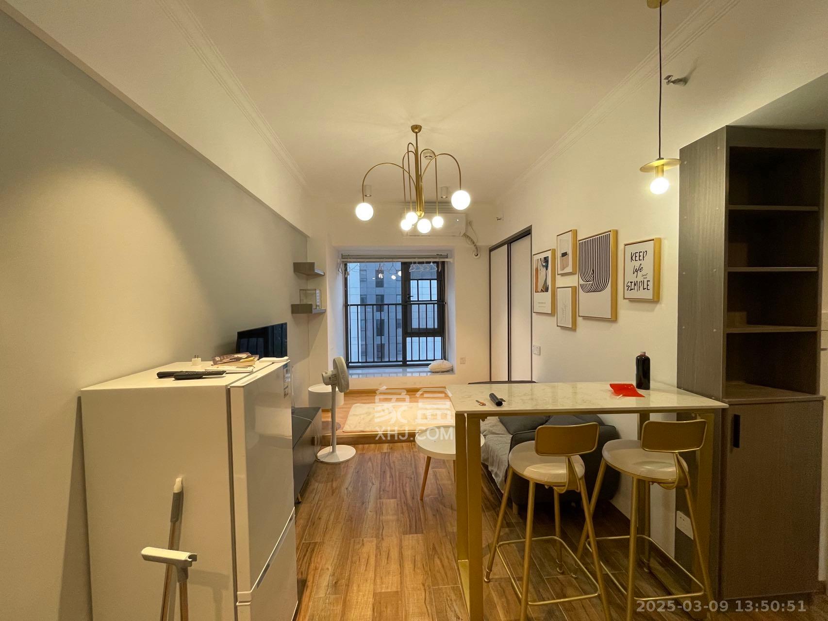 复地星光天地 1室0厅0卫 2600.0元/月 复地星光天地 1室0厅0卫 2600.0元/月室内图