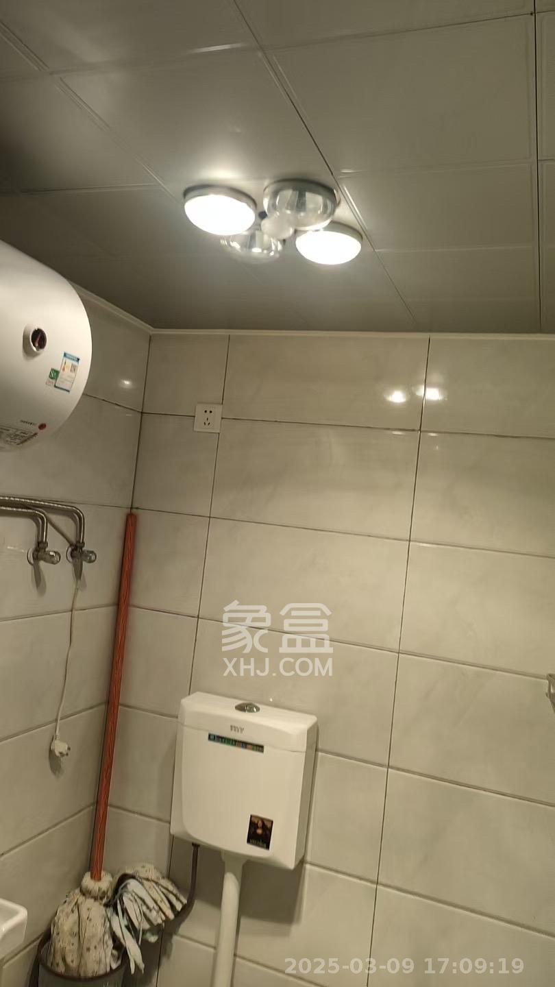 艾美潇湘  1室1厅1卫   1500.00元/月室内图