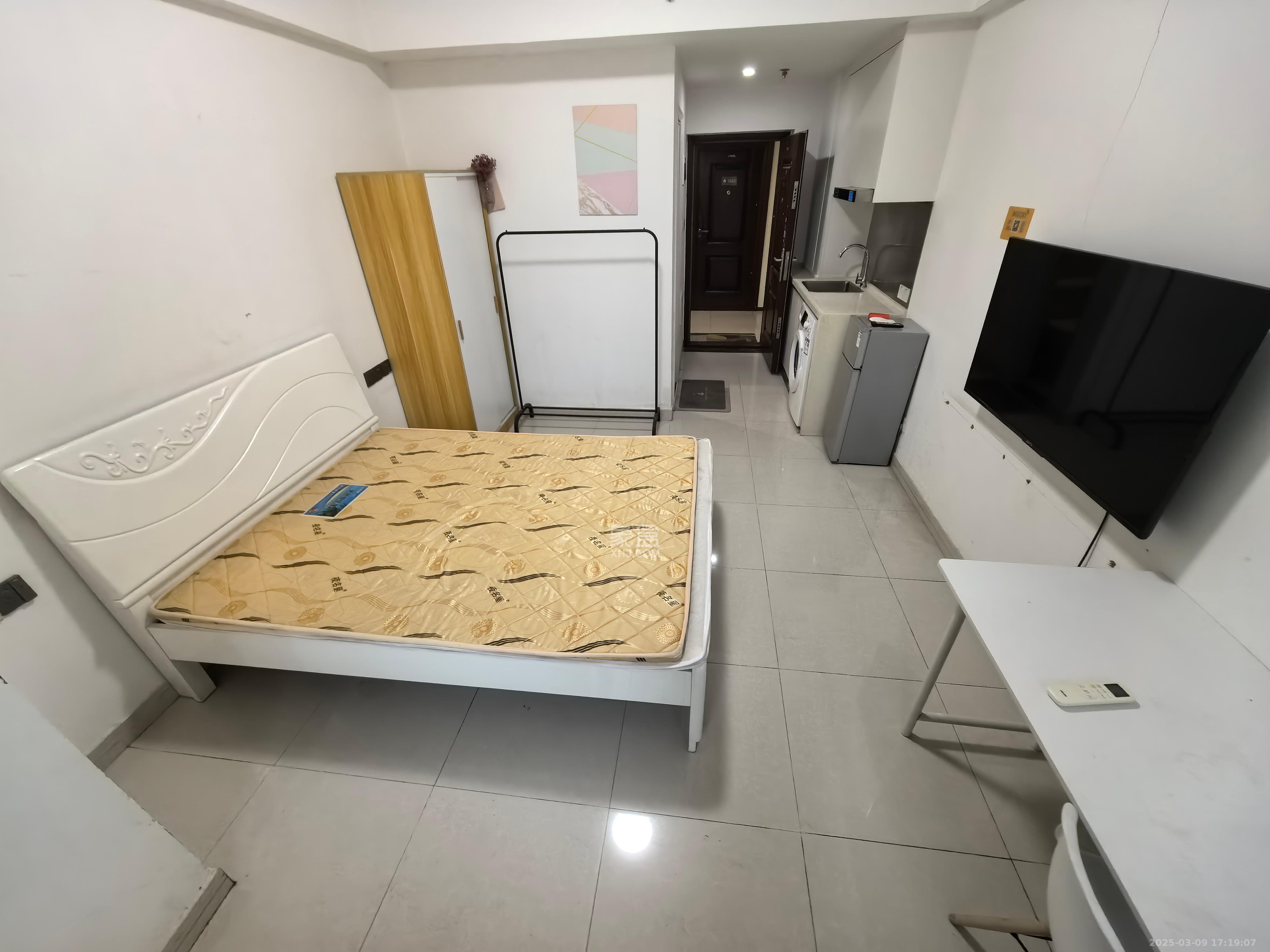 绿地之窗   31.64㎡      800.0元/月