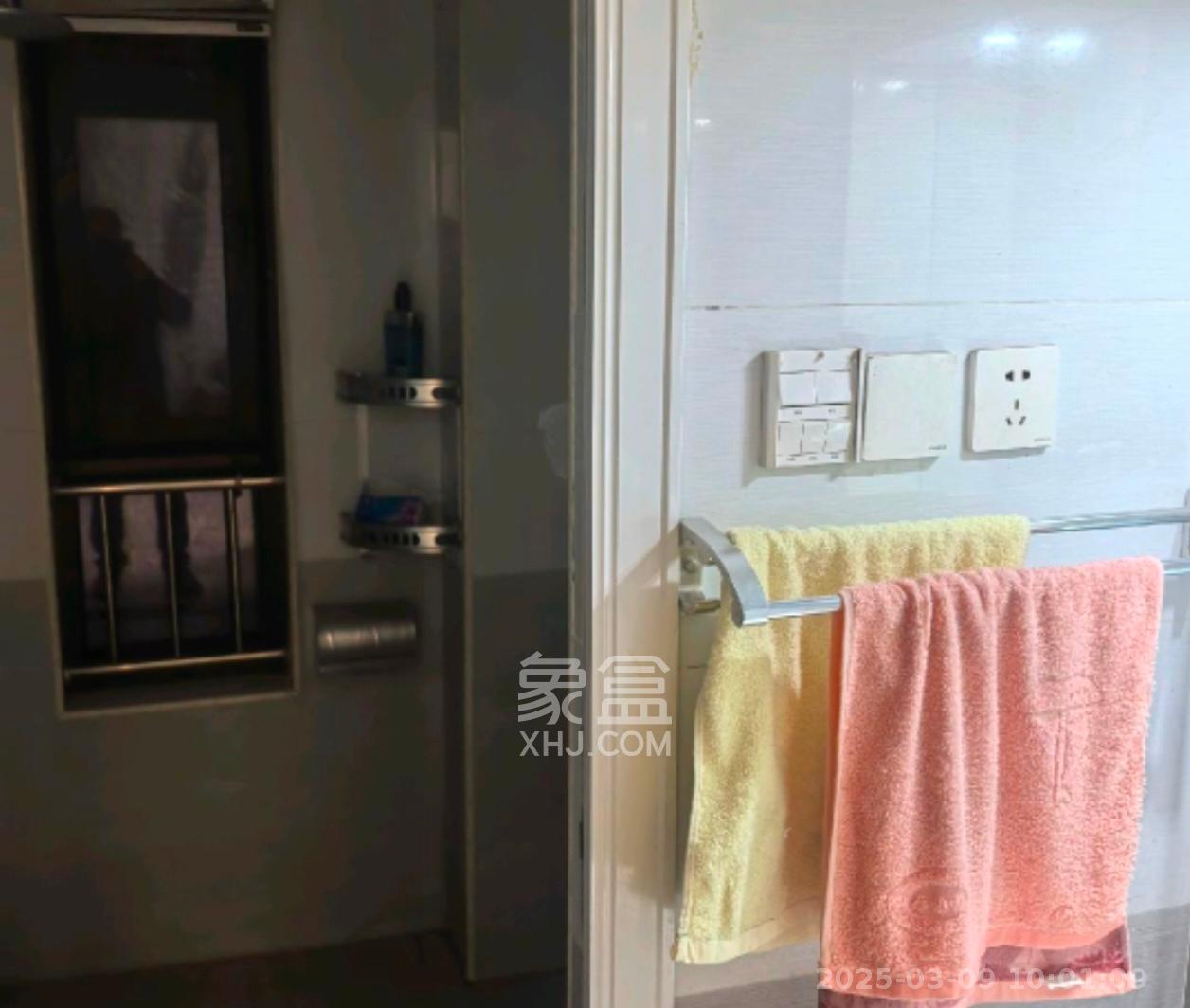 地质家园一、二期（地泰人民公馆）  2室1厅1卫   2900.00元/月室内图