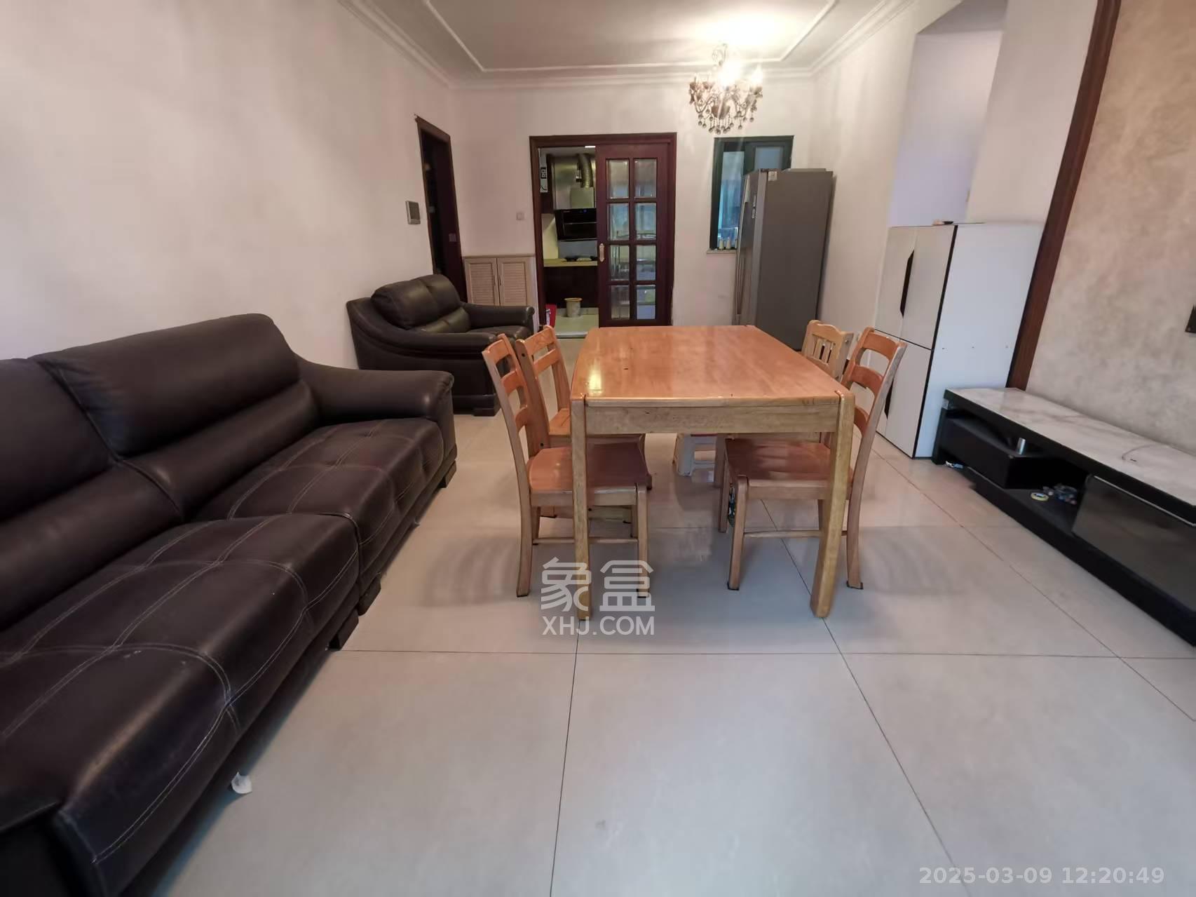 恒大绿洲 3室1厅1卫 2800.0元/月 恒大绿洲 3室1厅1卫 2800.0元/月室内图