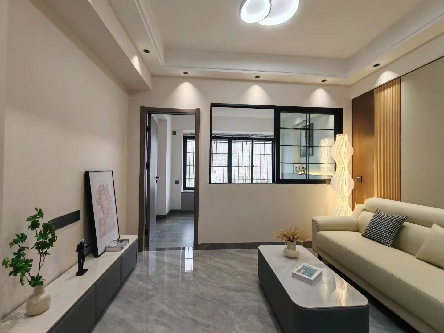 香港城 1室1厅1卫 43.0万 香港城 1室1厅1卫 43.0万客厅