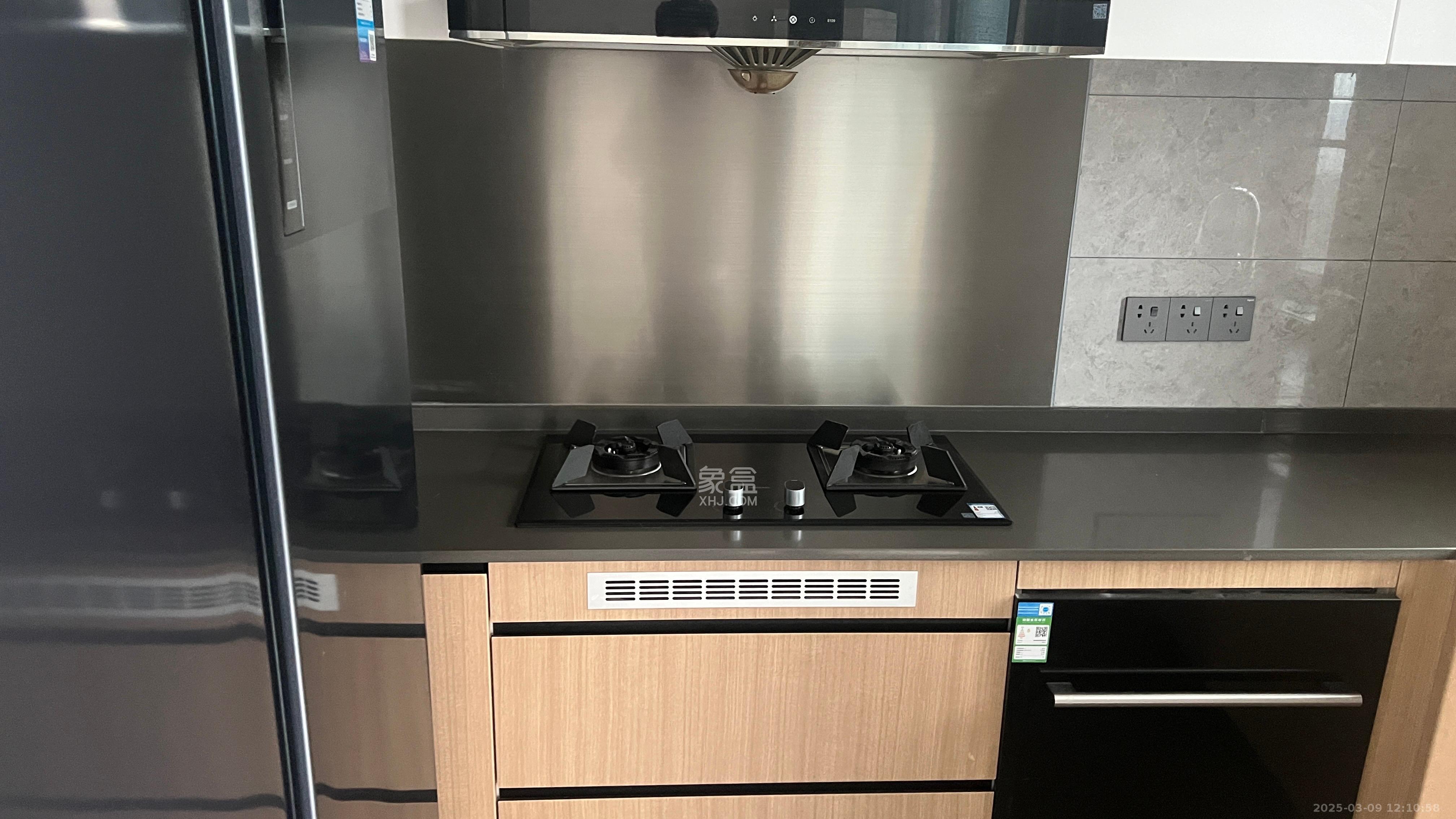 爱家当代境 1室0厅0卫 3800.0元/月 爱家当代境 1室0厅0卫 3800.0元/月室内图