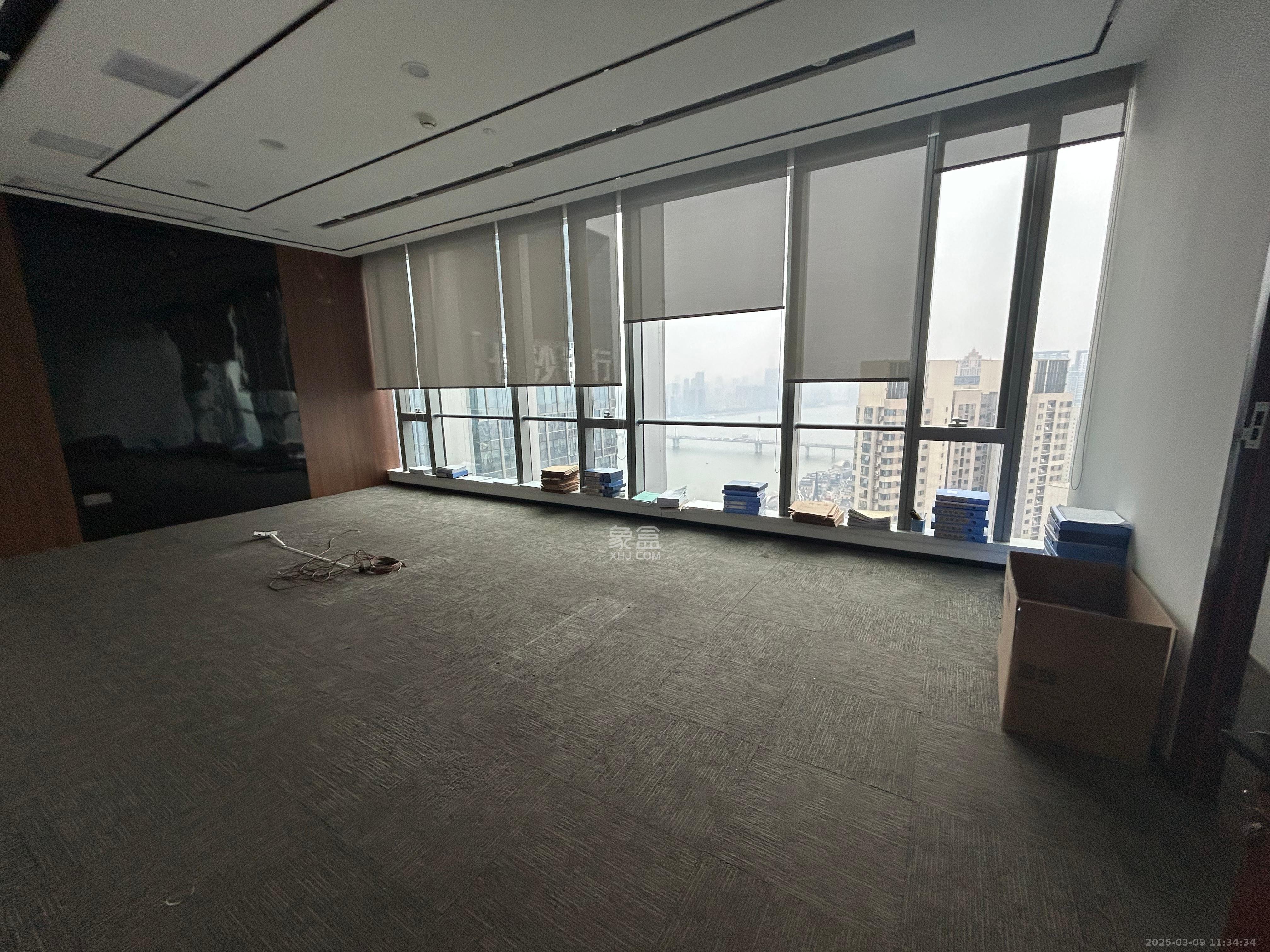 楷林国际   213.0㎡     18098.00元/月室内图