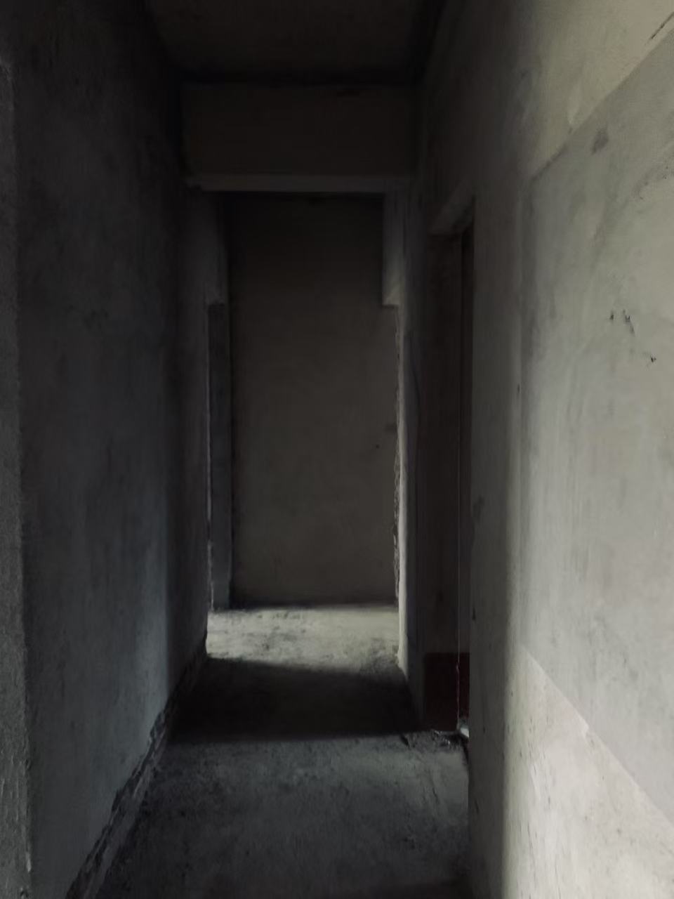 天嘉翰廷  4室2厅2卫   78.00万室内图