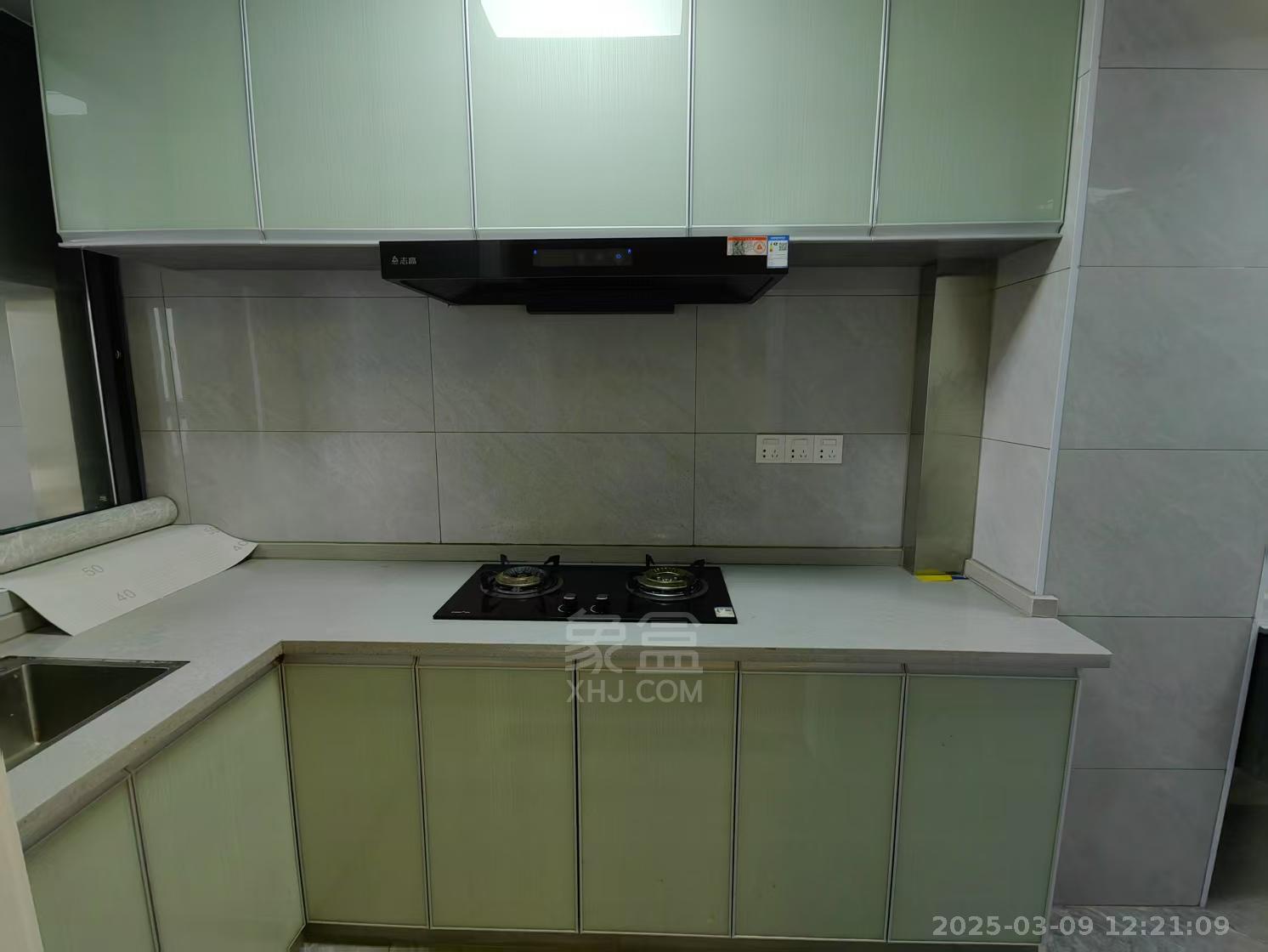 凯风珑城 1室1厅1卫 1100.0元/月 凯风珑城 1室1厅1卫 1100.0元/月室内图