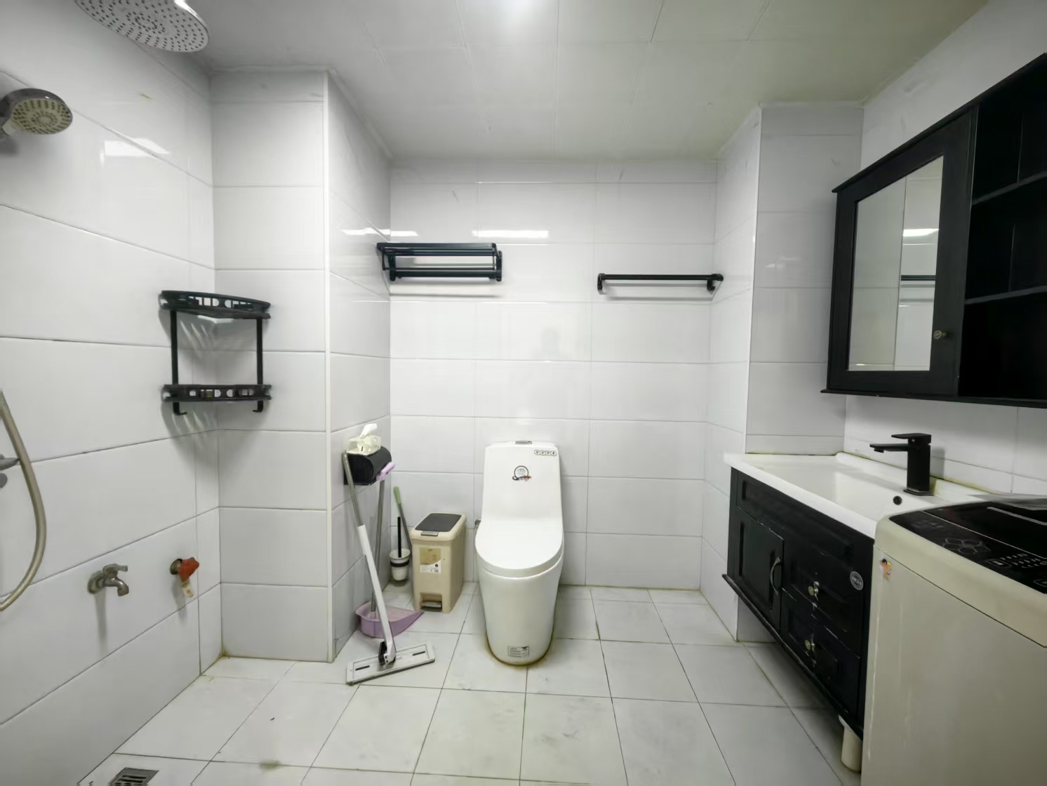 鑫天国际(鑫天偶遇)  1室1厅1卫    29.8万 鑫天国际(鑫天偶遇)  1室1厅1卫    29.8万室内图