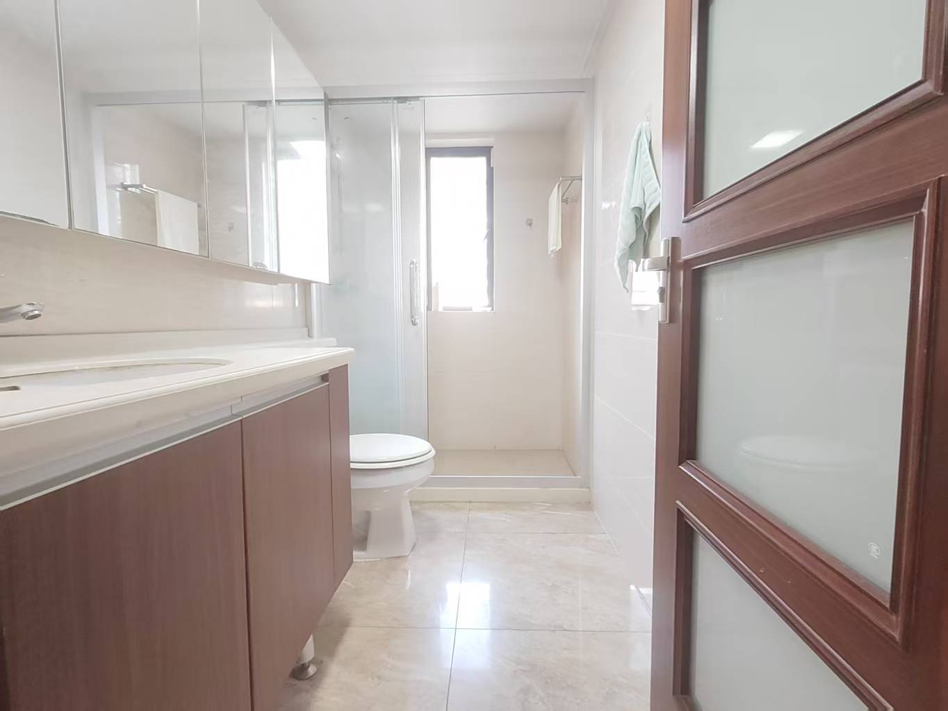 中海锦城 3室2厅2卫 220.0万 中海锦城 3室2厅2卫 220.0万室内图