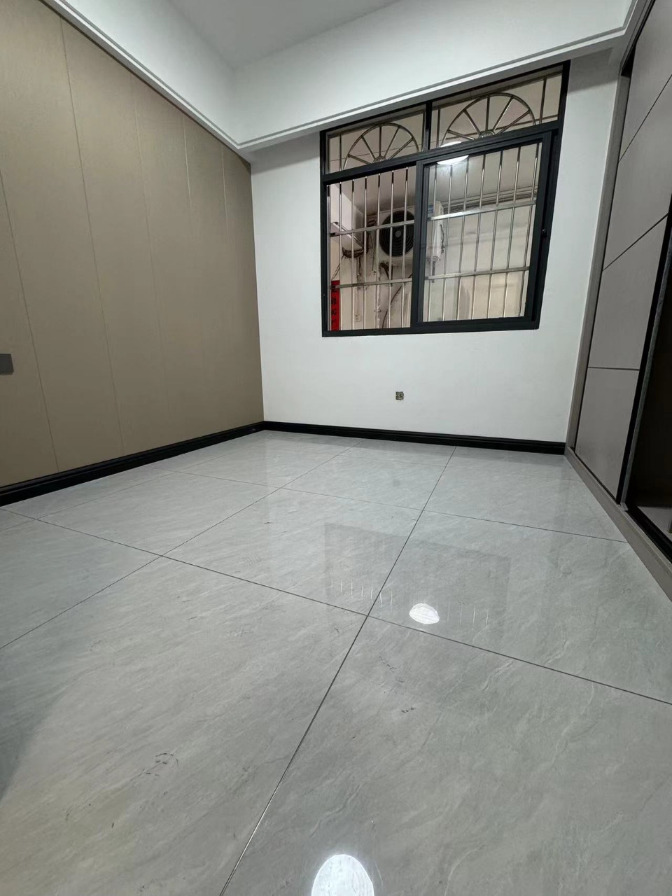 恒利大厦 1室0厅0卫 62.0万 恒利大厦 1室0厅0卫 62.0万室内图