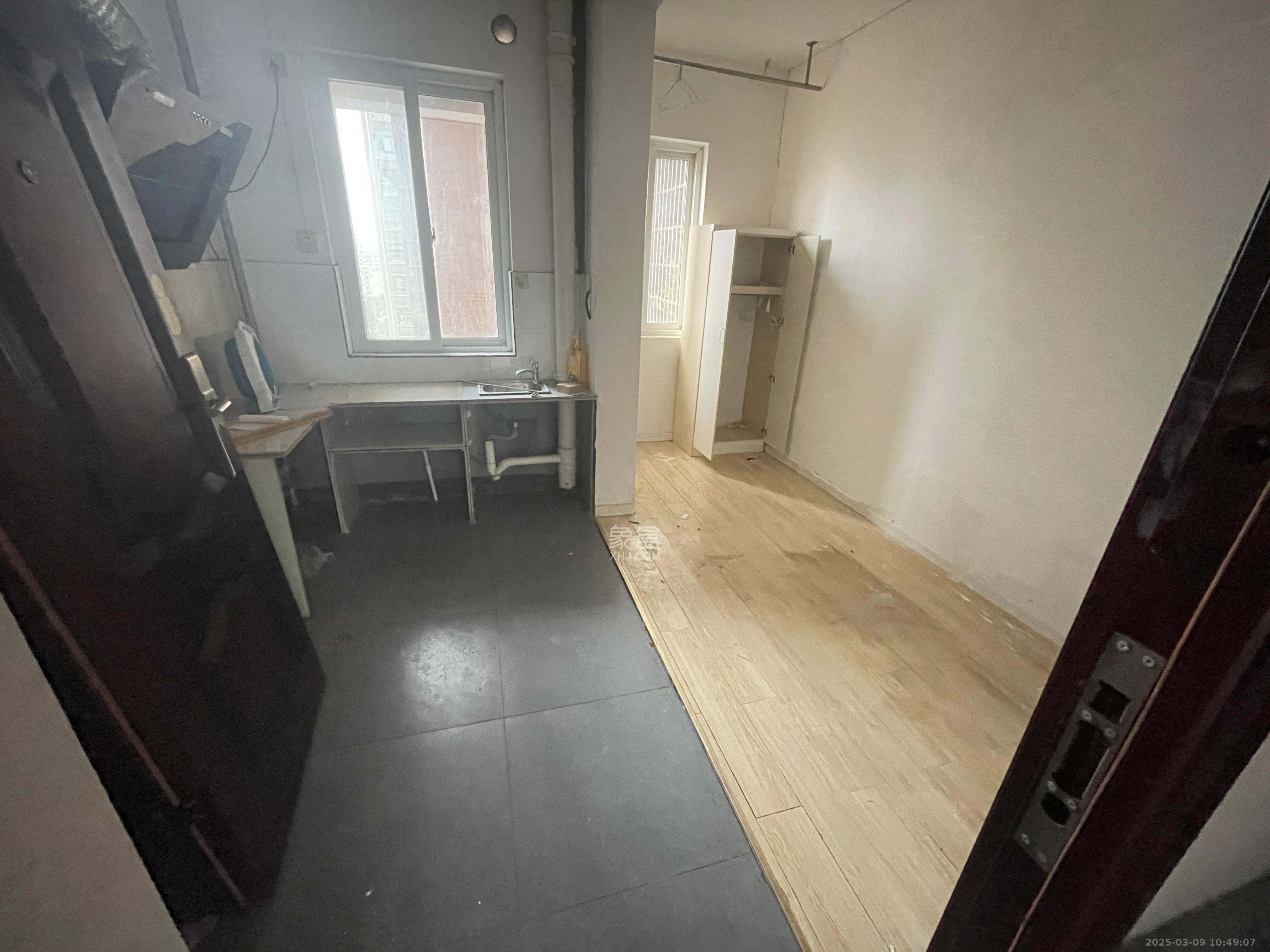 紫云阁 1室1厅1卫 800.0元/月 紫云阁 1室1厅1卫 800.0元/月室内图