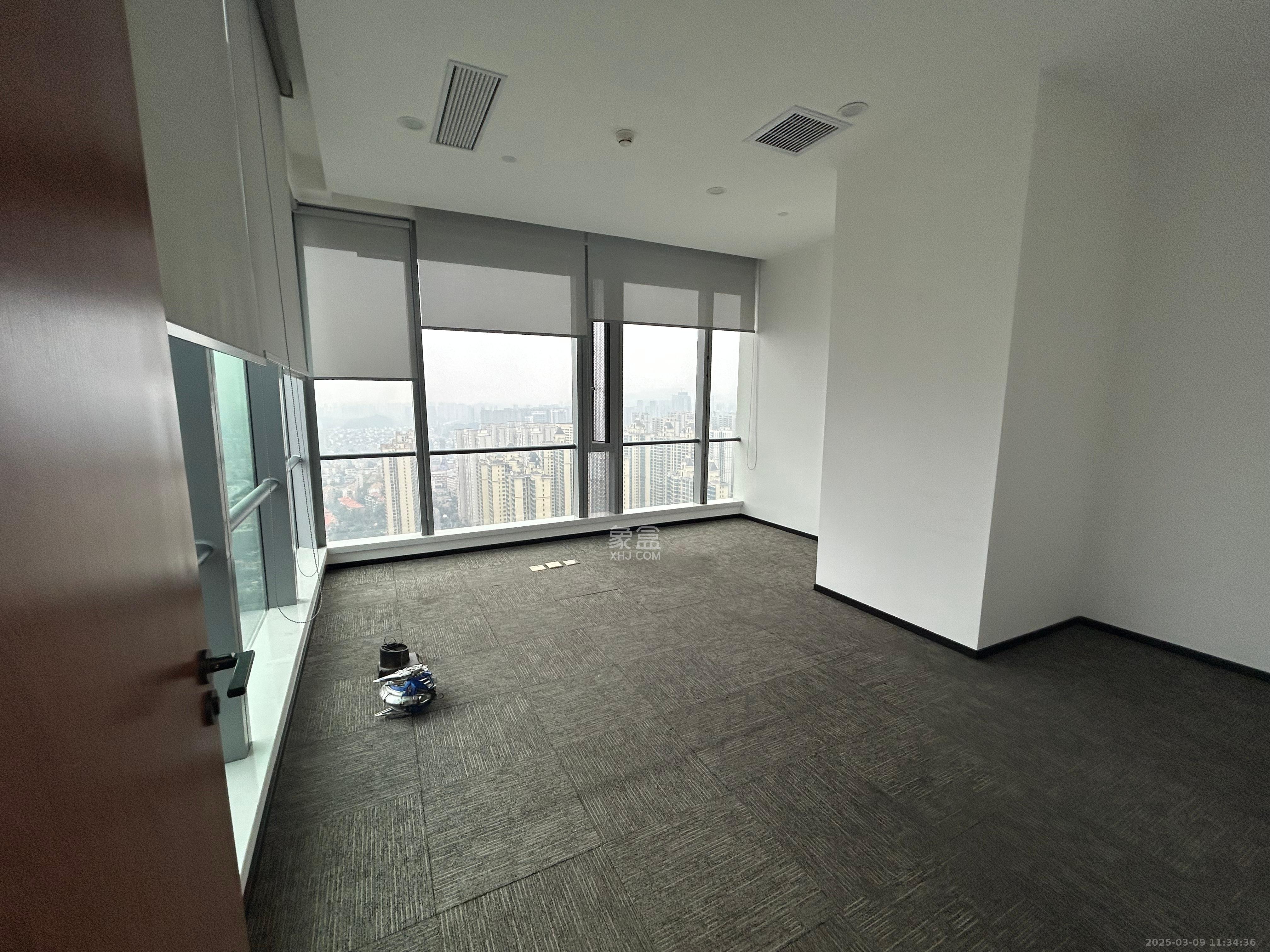 楷林国际   213.0㎡     18098.00元/月室内图