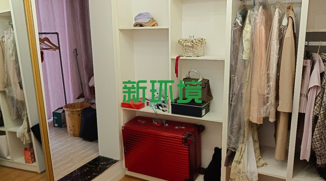 鑫成君泰  3室2厅1卫   80.00万客厅