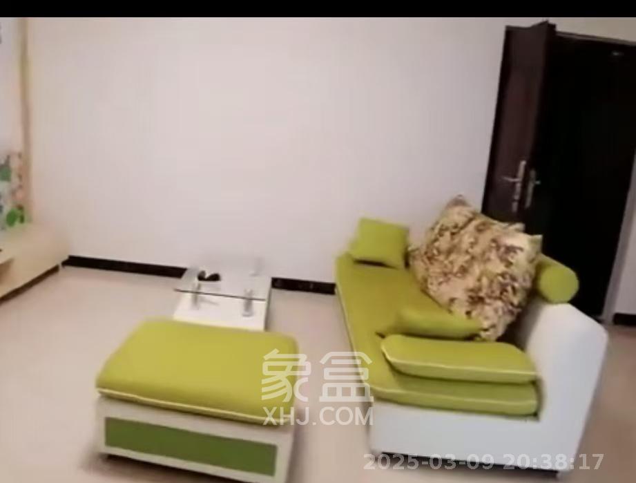 和庄  3室2厅1卫   2400.00元/月室内图1