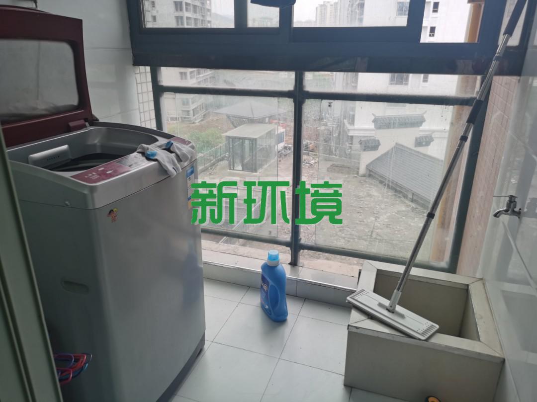 月亮湾三期  3室2厅1卫   2000.00元/月室内图