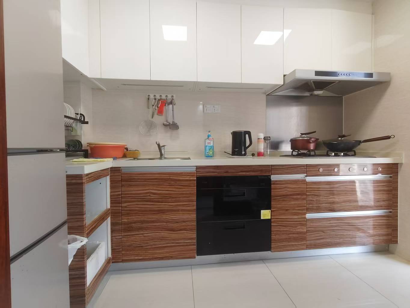 中海锦城 3室2厅2卫 220.0万 中海锦城 3室2厅2卫 220.0万室内图