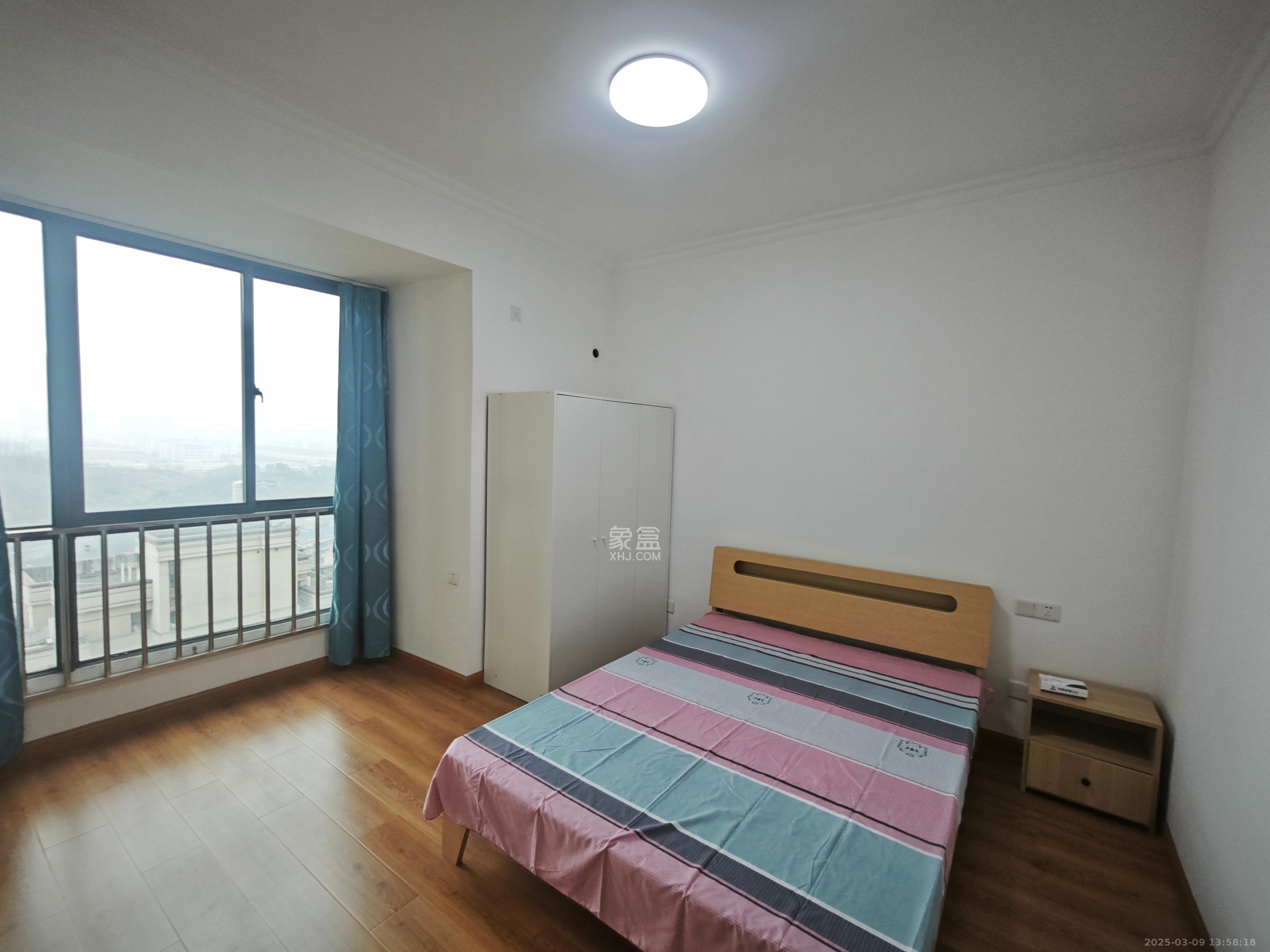 碧桂园南城首府(东宸林海) 4室2厅2卫 2300.0元/月 碧桂园南城首府(东宸林海) 4室2厅2卫 2300.0元/月室内图