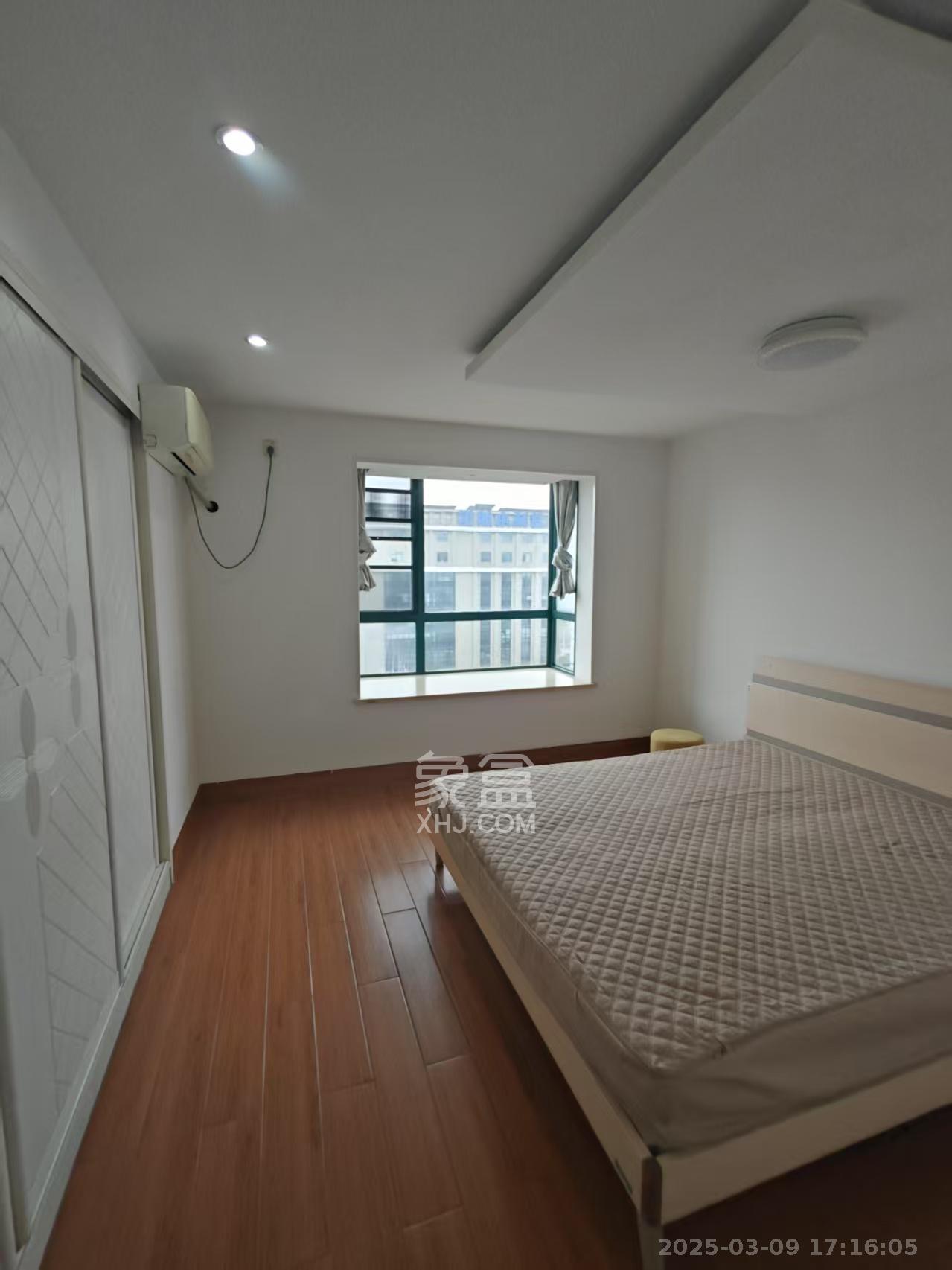 华天苑 3室2厅2卫 2900.0元/月 华天苑 3室2厅2卫 2900.0元/月室内图