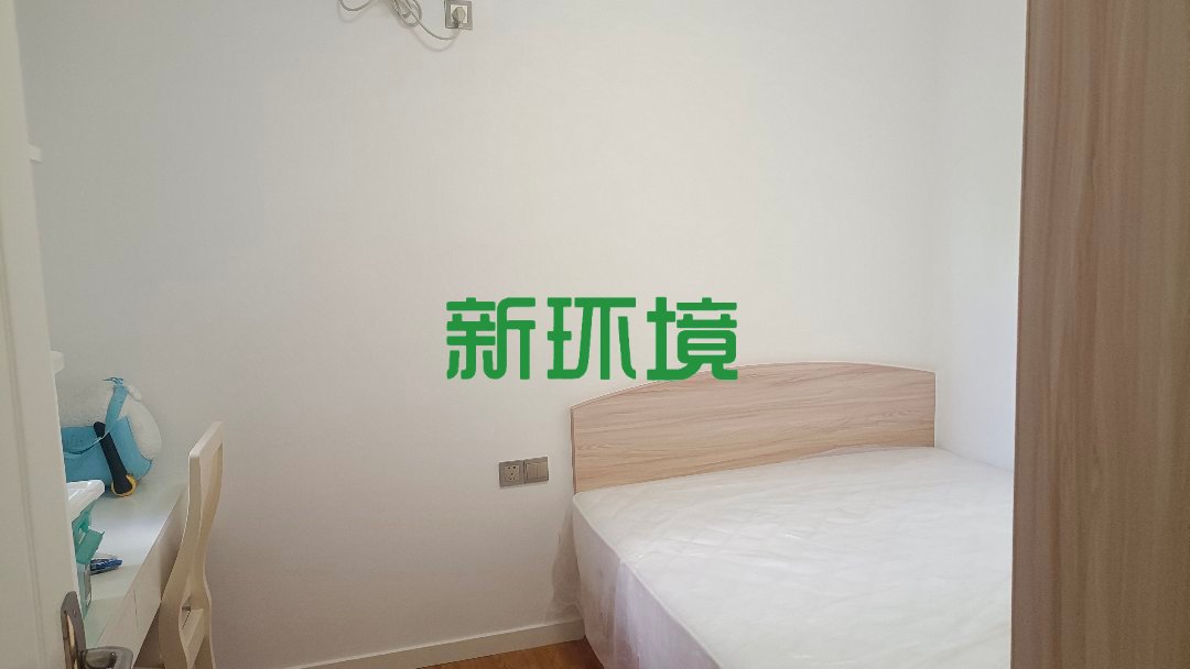 逸臣广场  2室2厅1卫   60.00万客厅