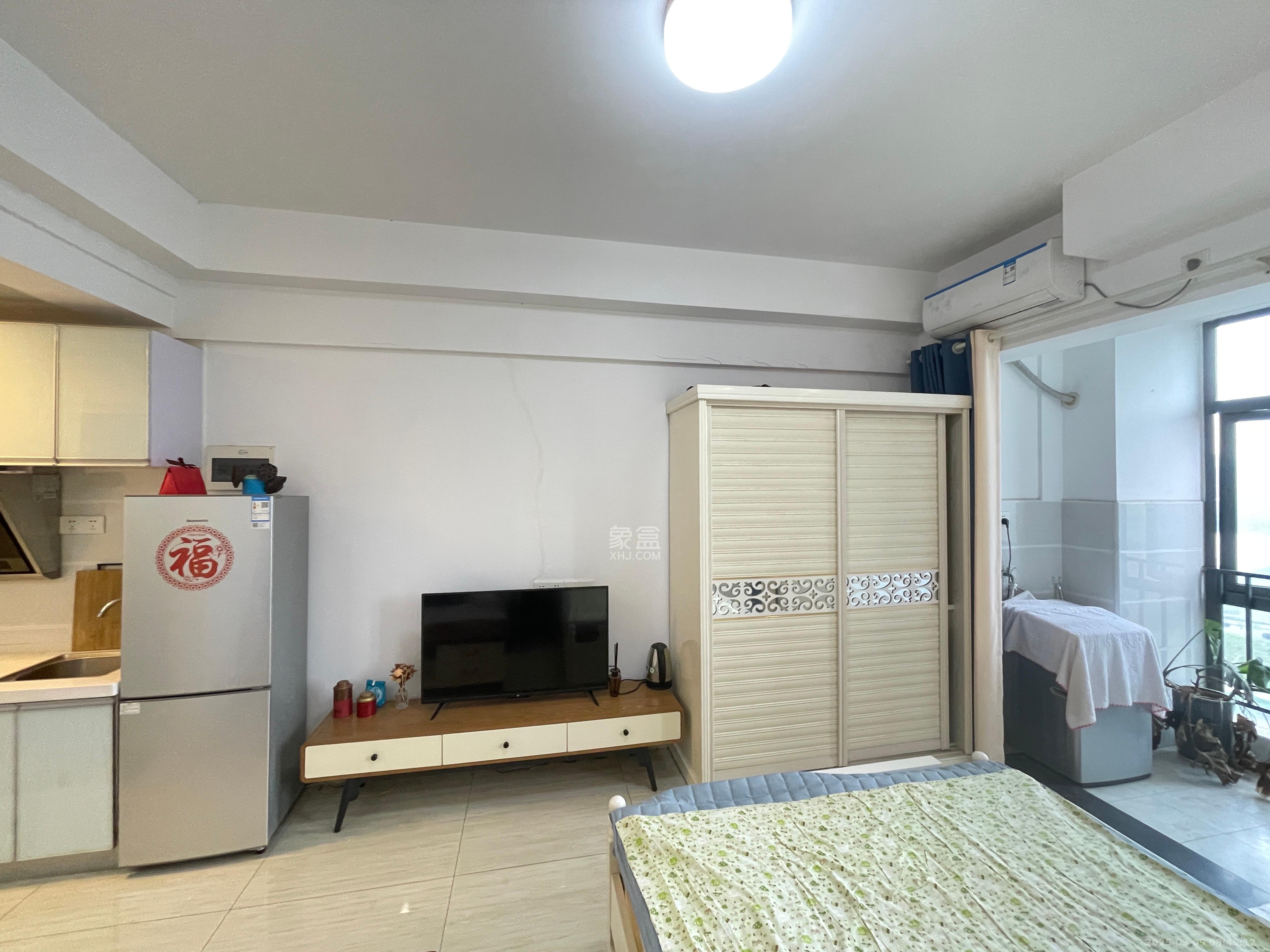 蓝光雍锦阁  1室1厅1卫   1600.00元/月室内图