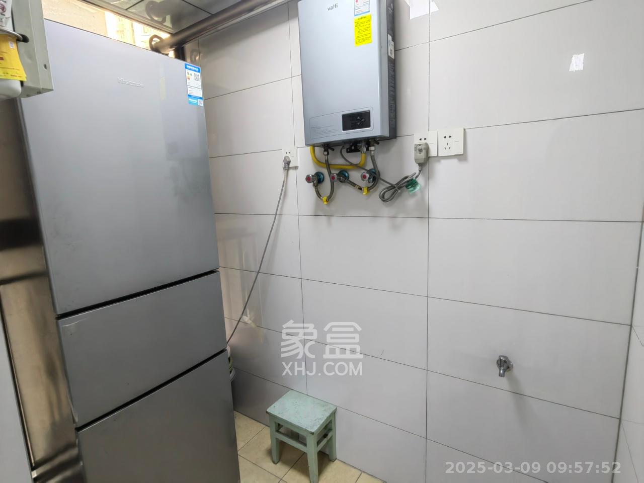 时代倾城三期 3室2厅2卫 2300.0元/月 时代倾城三期 3室2厅2卫 2300.0元/月室内图