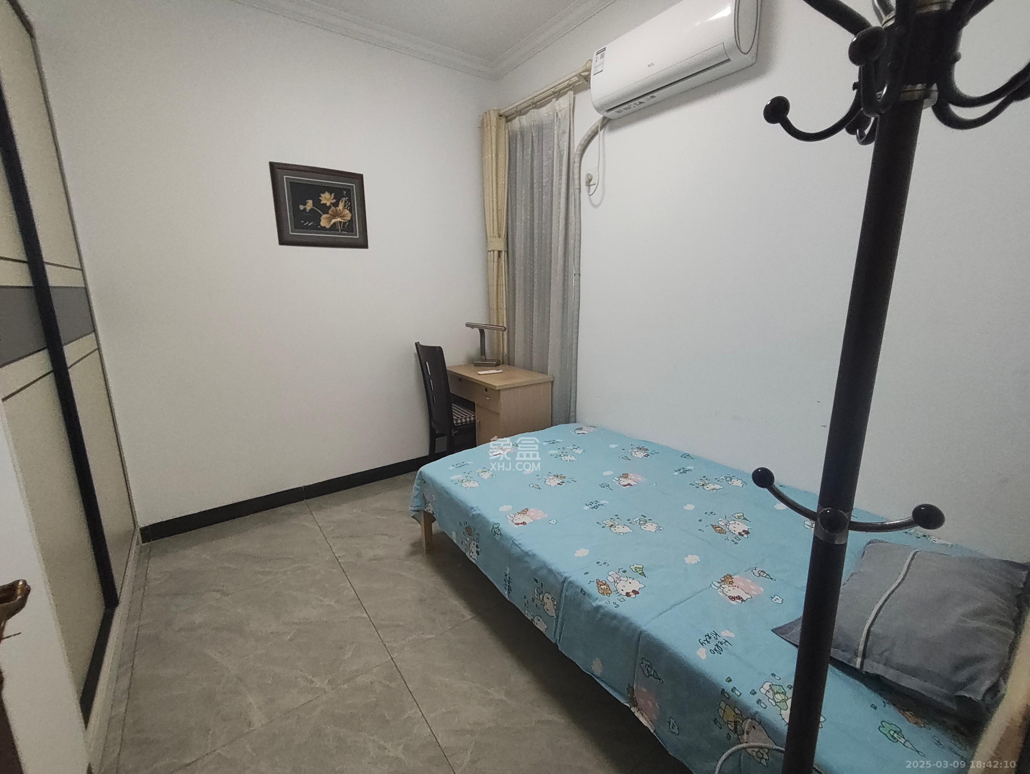 绿地海外滩一期 3室2厅0卫 2000.0元/月 绿地海外滩一期 3室2厅0卫 2000.0元/月室内图