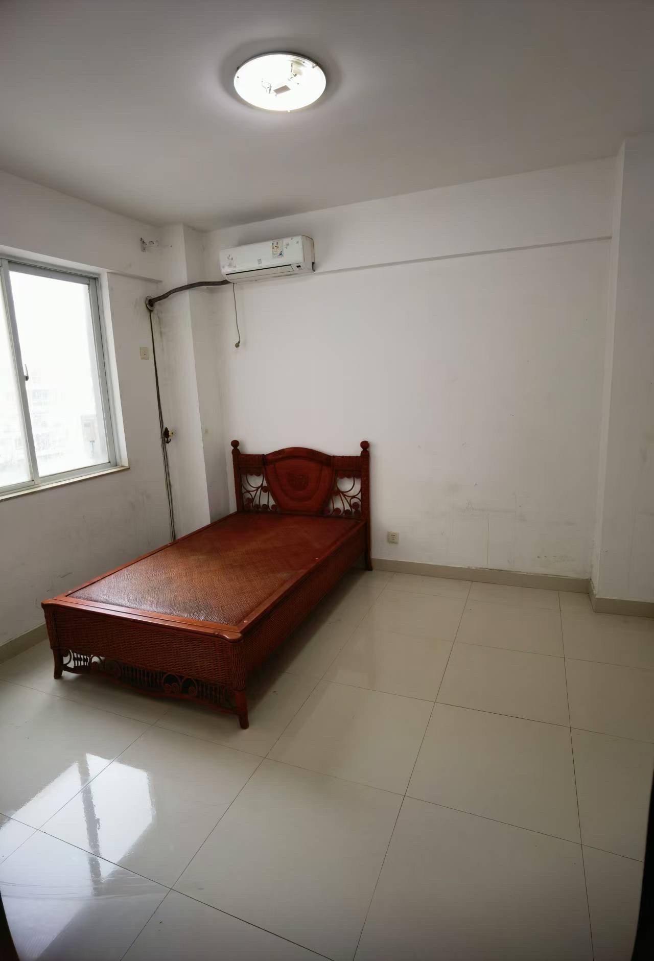 电力明园  3室2厅2卫    135.0万 电力明园  3室2厅2卫    135.0万客厅