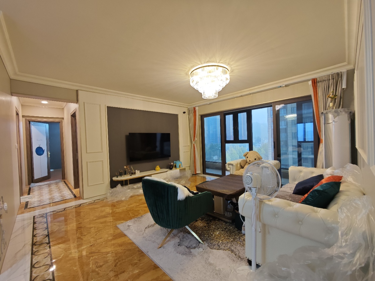 碧桂园豪园 4室2厅2卫 2000.0元/月 碧桂园豪园 4室2厅2卫 2000.0元/月室内图