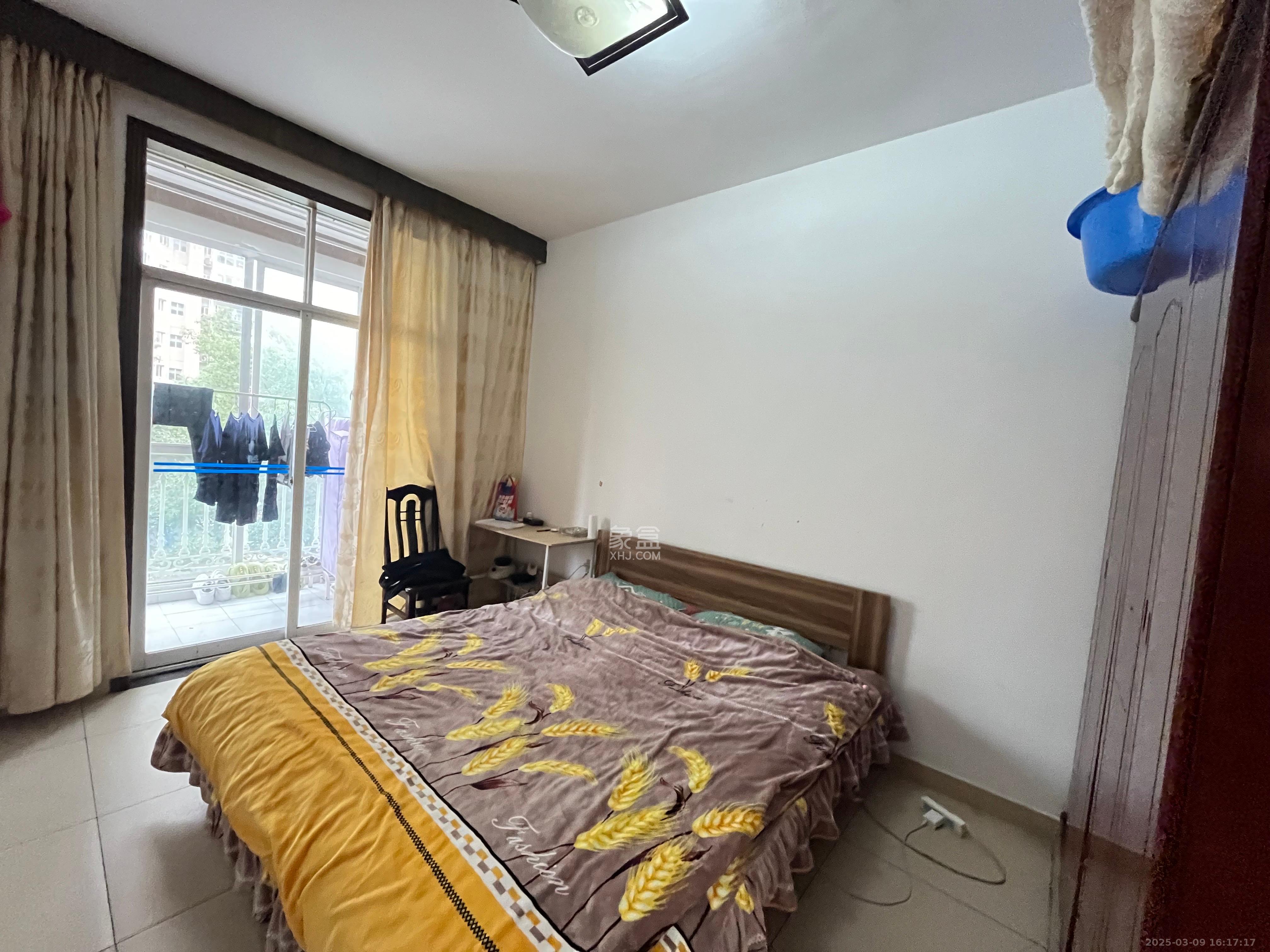 北国风光  1室2厅1卫   2250.00元/月室内图