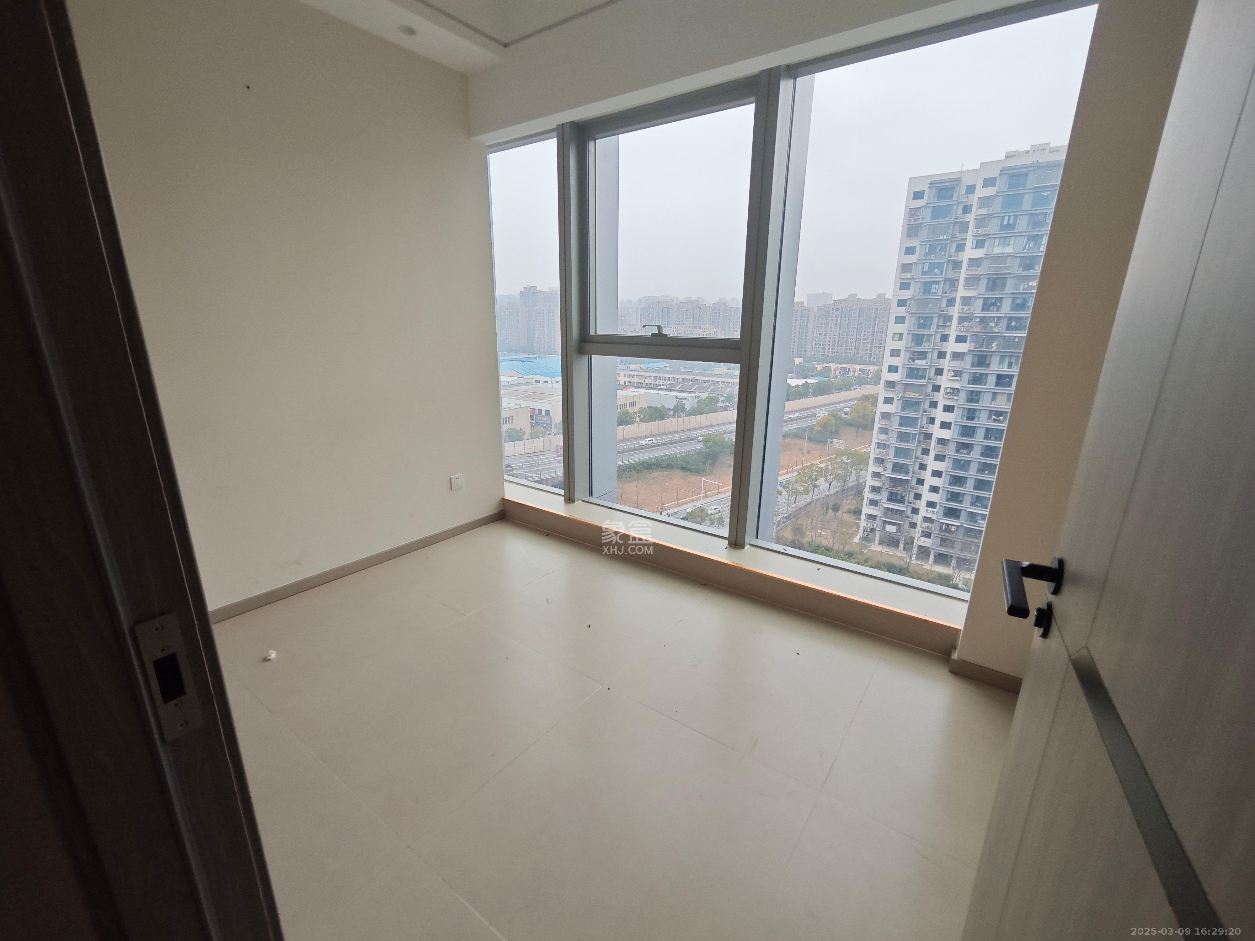 旺德府万象时代   176.0㎡      13500.0元/月室内图