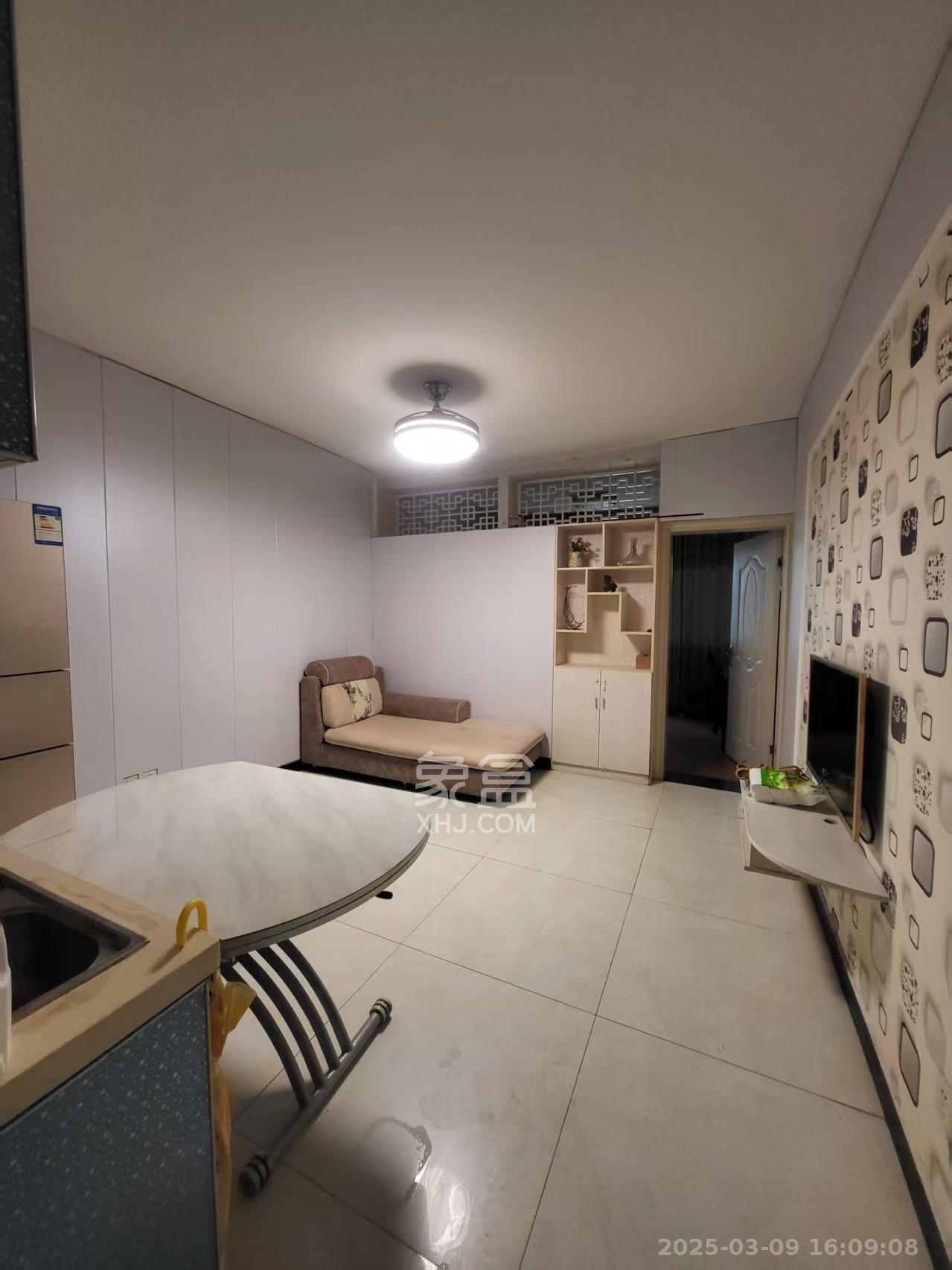 泰禹公馆  1室1厅1卫    1400.0元/月 泰禹公馆  1室1厅1卫    1400.0元/月