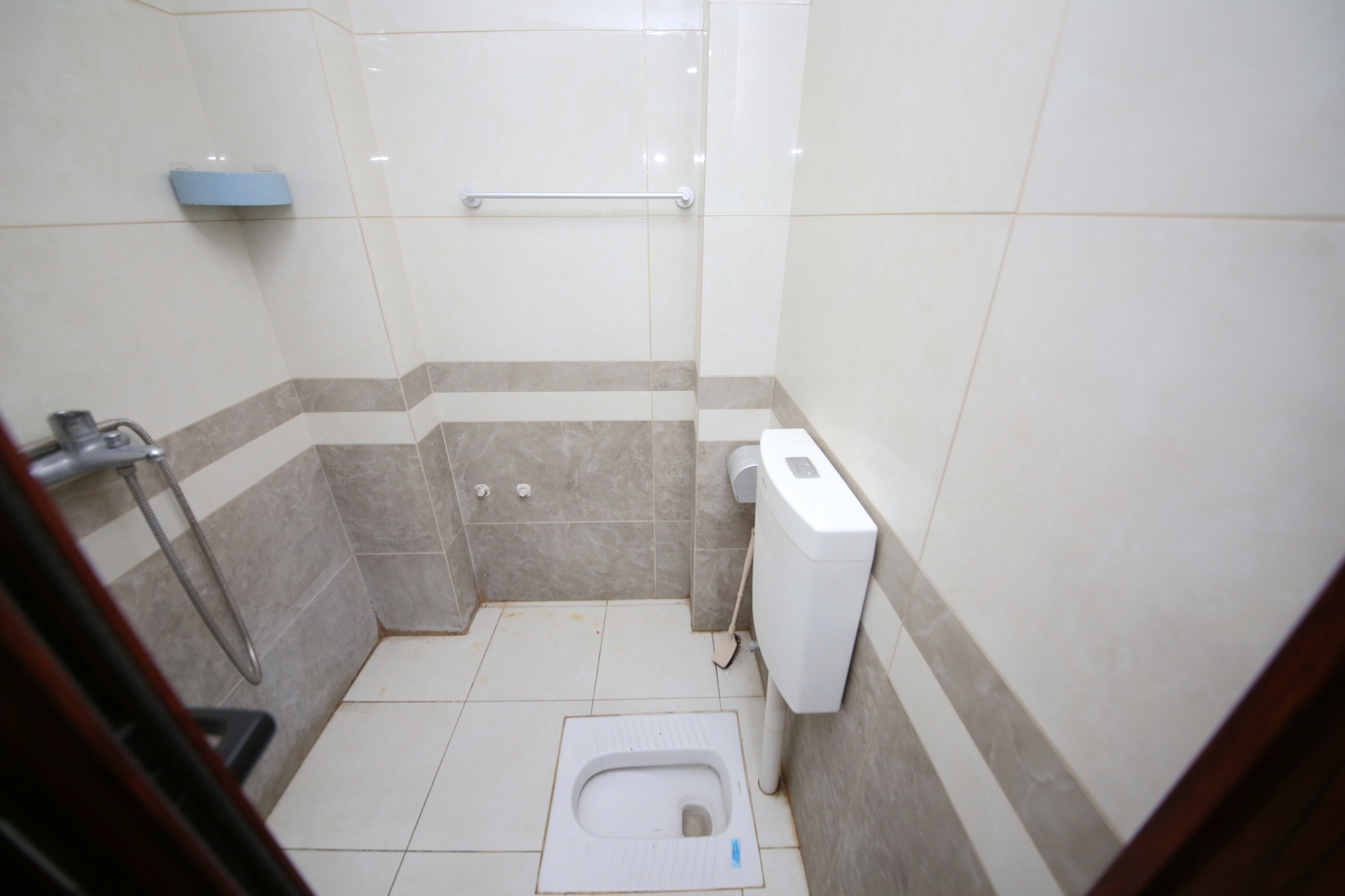 潮宗御苑  4室2厅2卫    360.0万卫生间