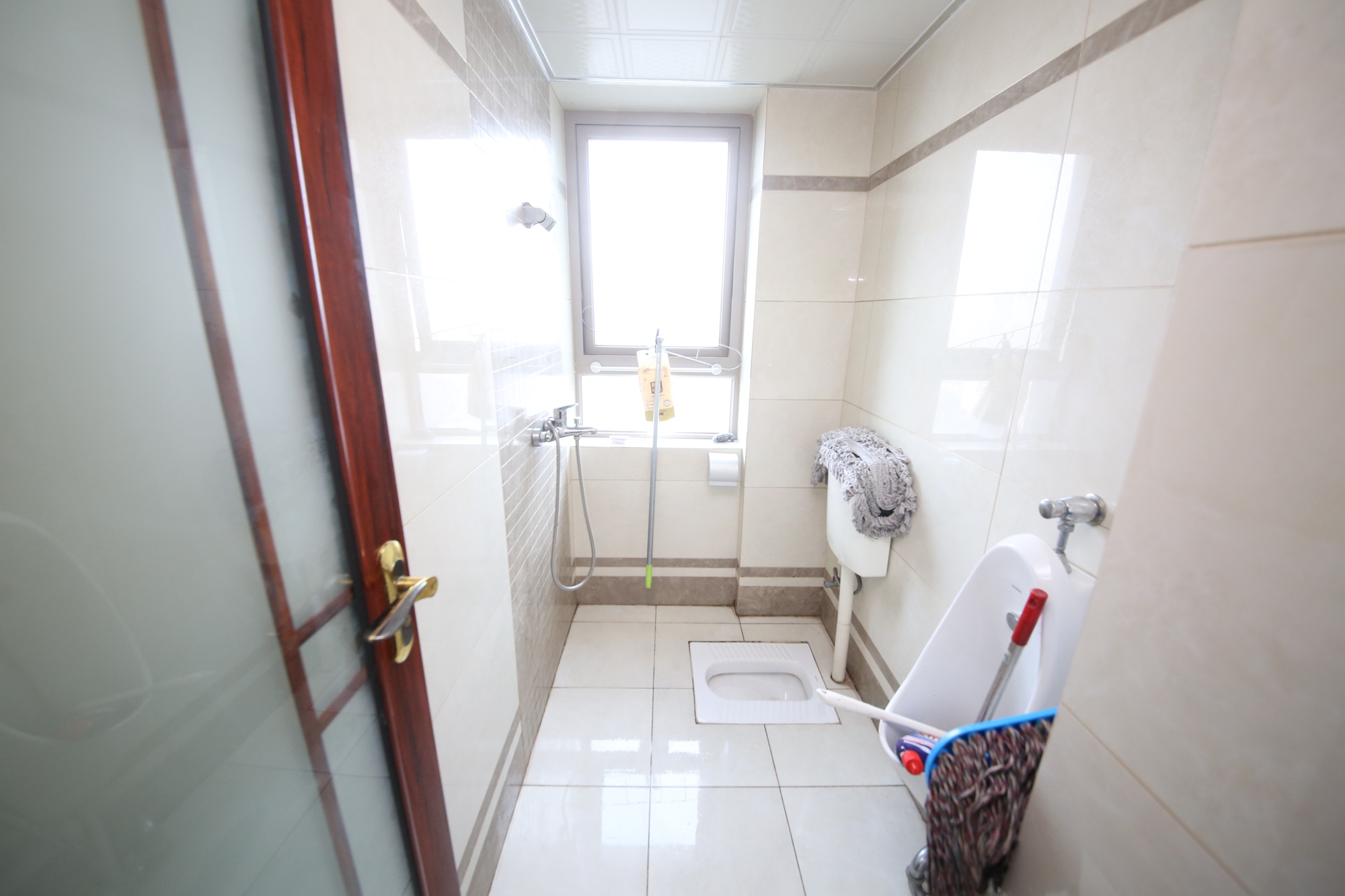 潮宗御苑  4室2厅2卫    360.0万卫生间