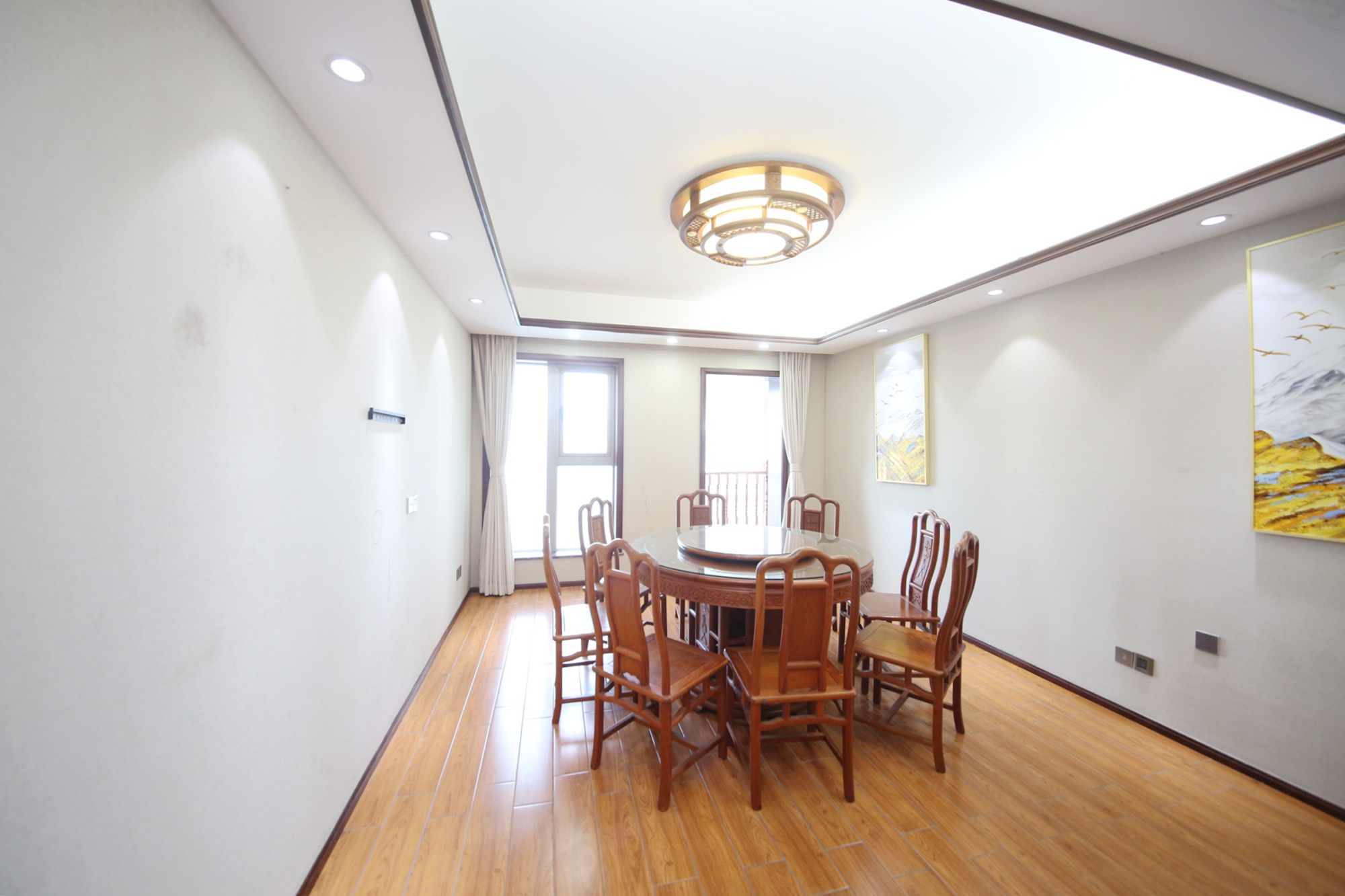 潮宗御苑  4室2厅2卫    360.0万卧室