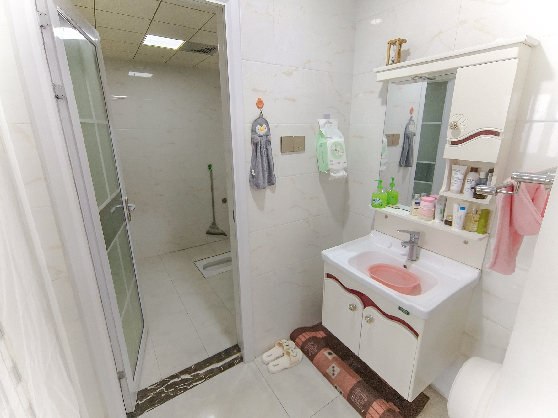 荣盛花语城 2室2厅1卫 50.9万 荣盛花语城 2室2厅1卫 50.9万卫生间