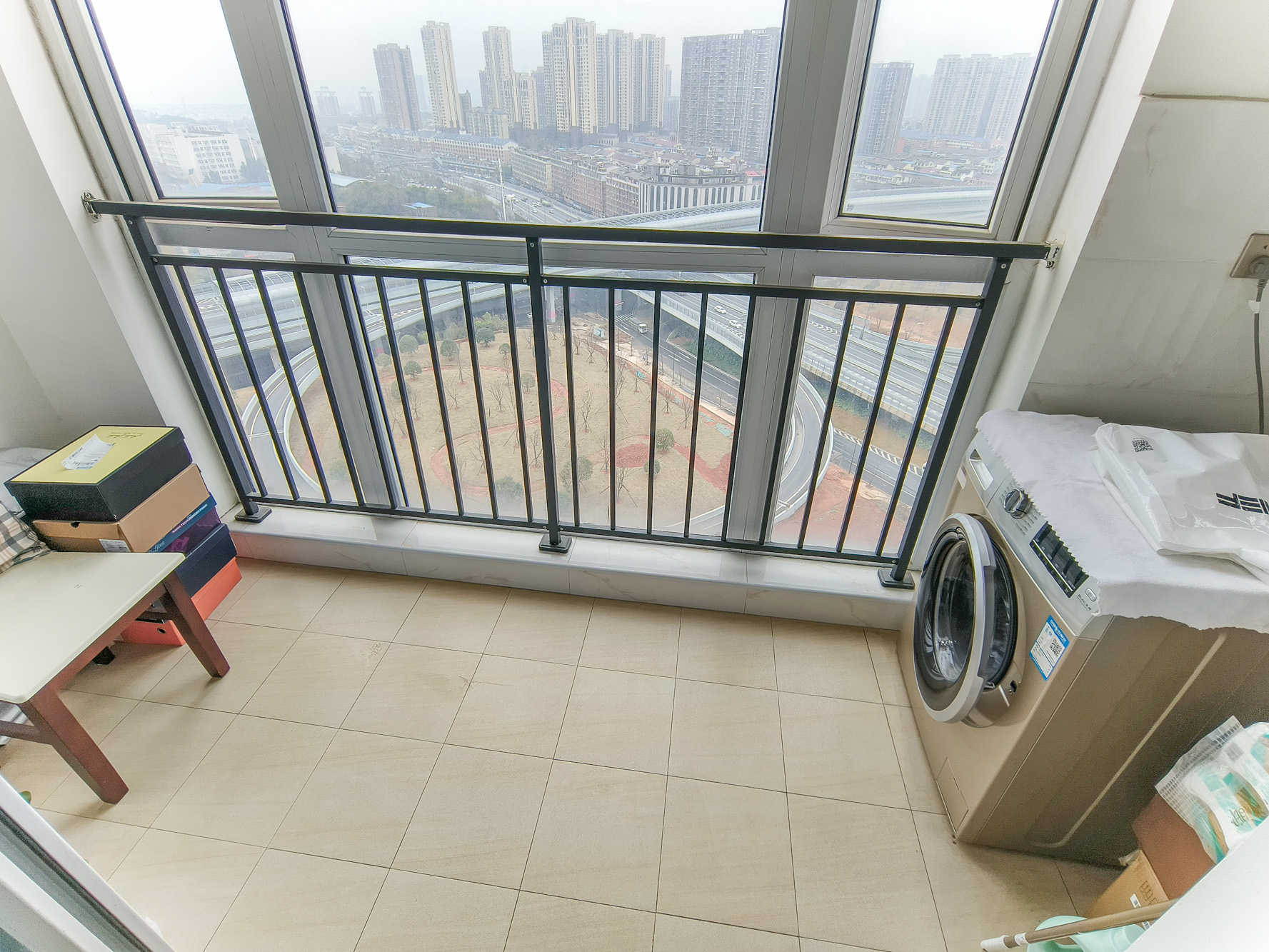 荣盛花语城 2室2厅1卫 50.9万 荣盛花语城 2室2厅1卫 50.9万阳台