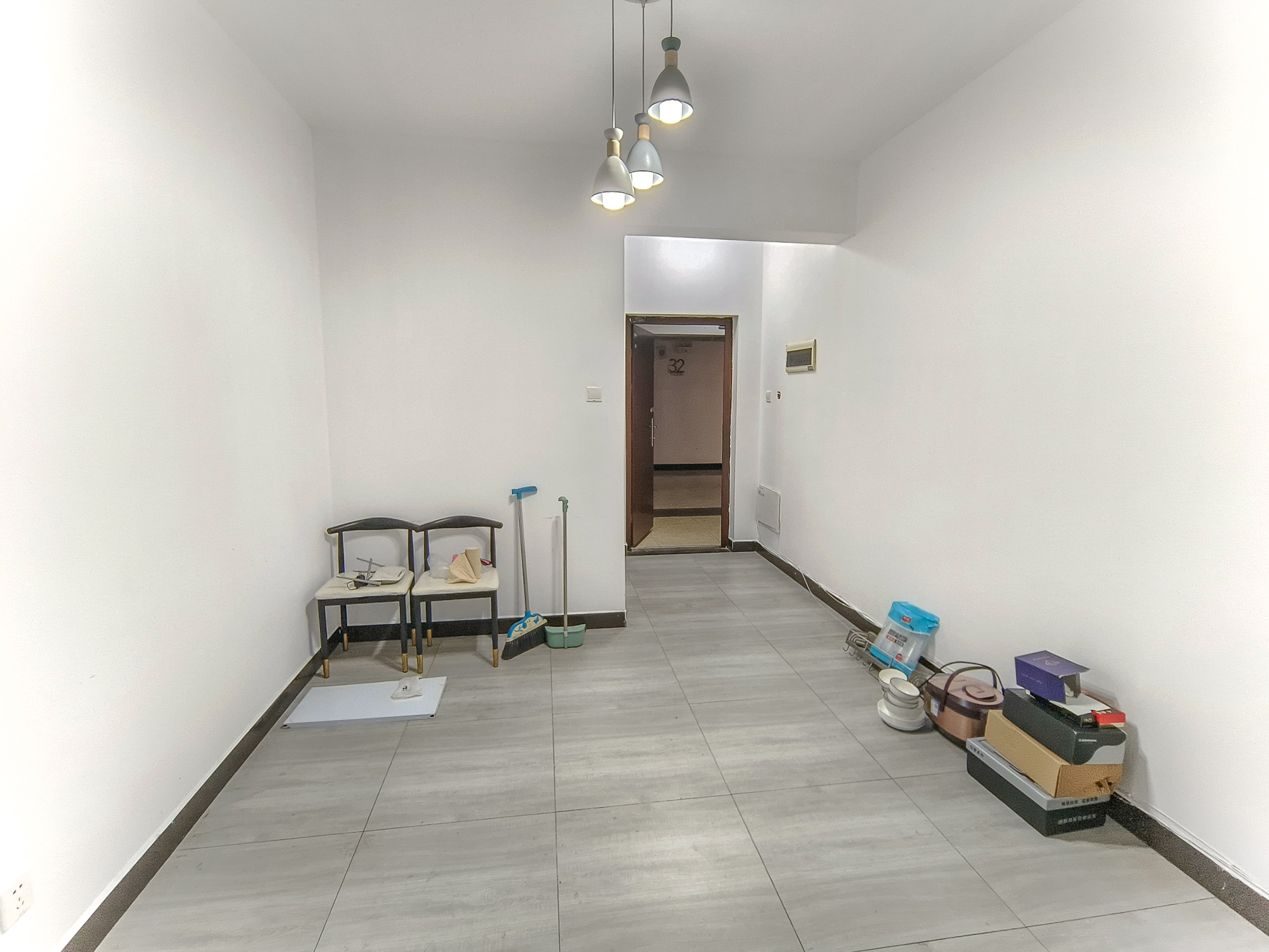 和悦城(蟠龙景苑) 3室2厅2卫 54.6万 和悦城(蟠龙景苑) 3室2厅2卫 54.6万客厅