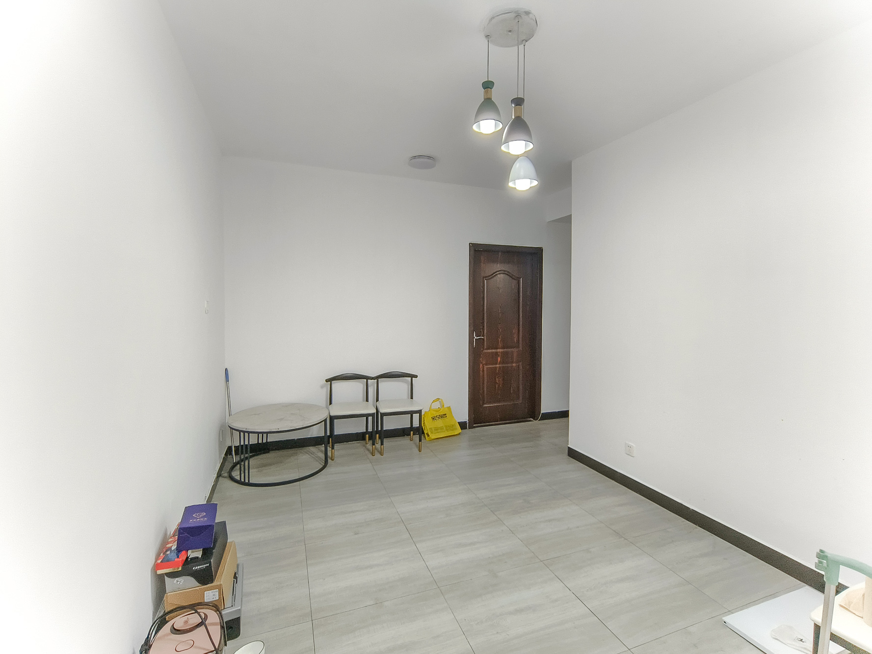 和悦城(蟠龙景苑) 3室2厅2卫 54.6万 和悦城(蟠龙景苑) 3室2厅2卫 54.6万客厅