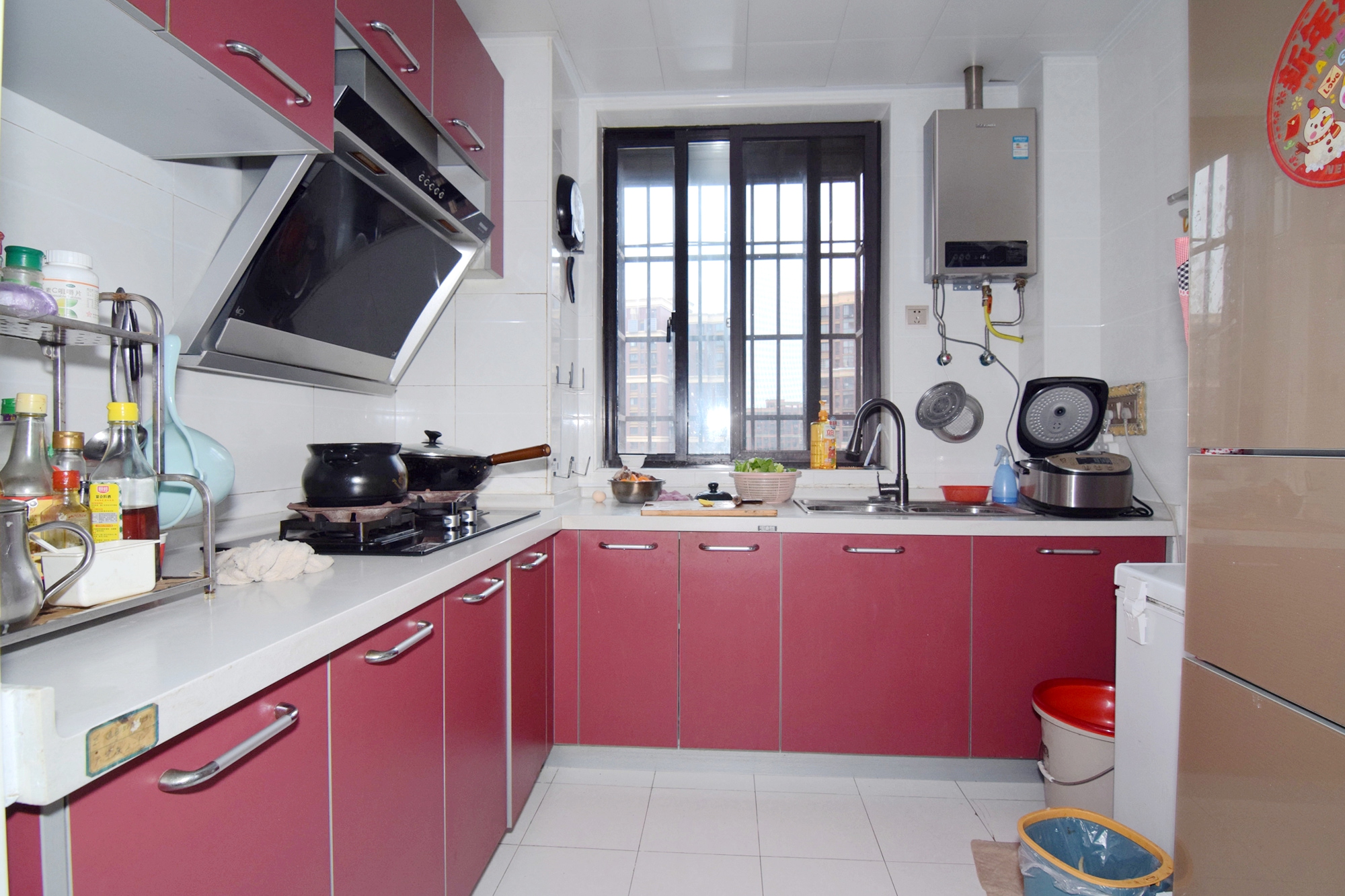 新城国际花都 3室2厅1卫 52.0万 新城国际花都 3室2厅1卫 52.0万厨房