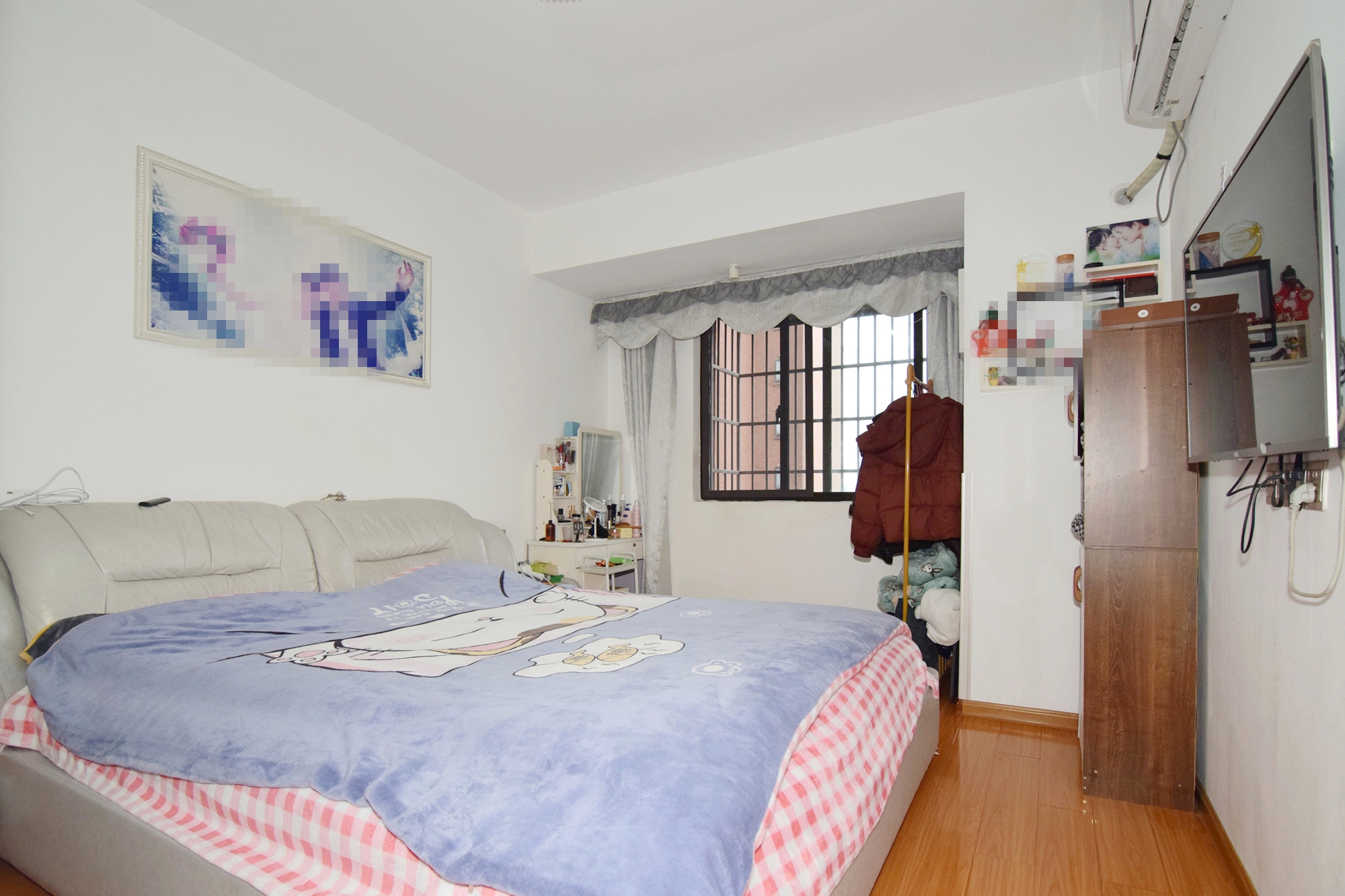 新城国际花都 3室2厅1卫 52.0万 新城国际花都 3室2厅1卫 52.0万卧室