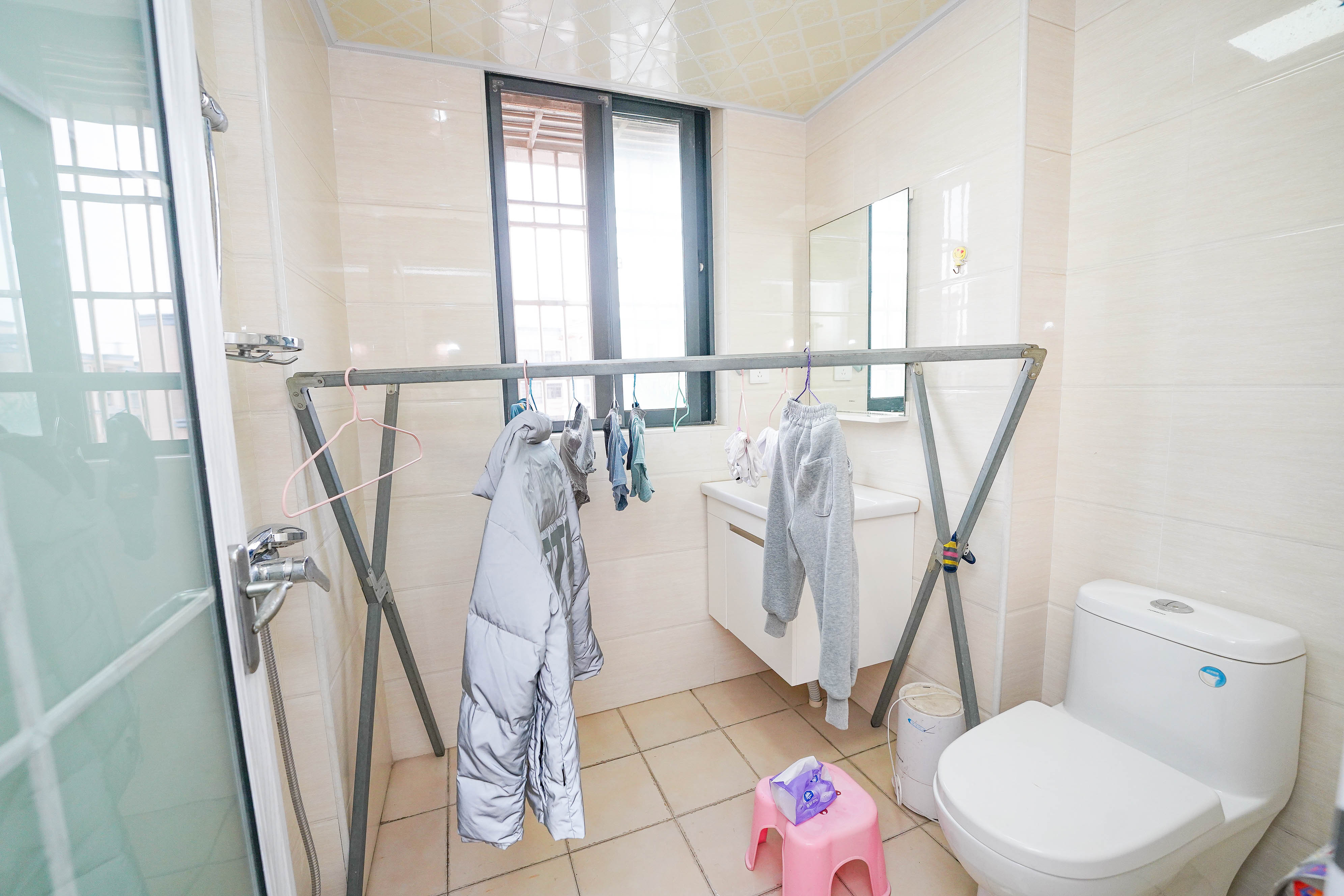 山水印象(愿景想山) 3室2厅2卫 96.0万 山水印象(愿景想山) 3室2厅2卫 96.0万卫生间