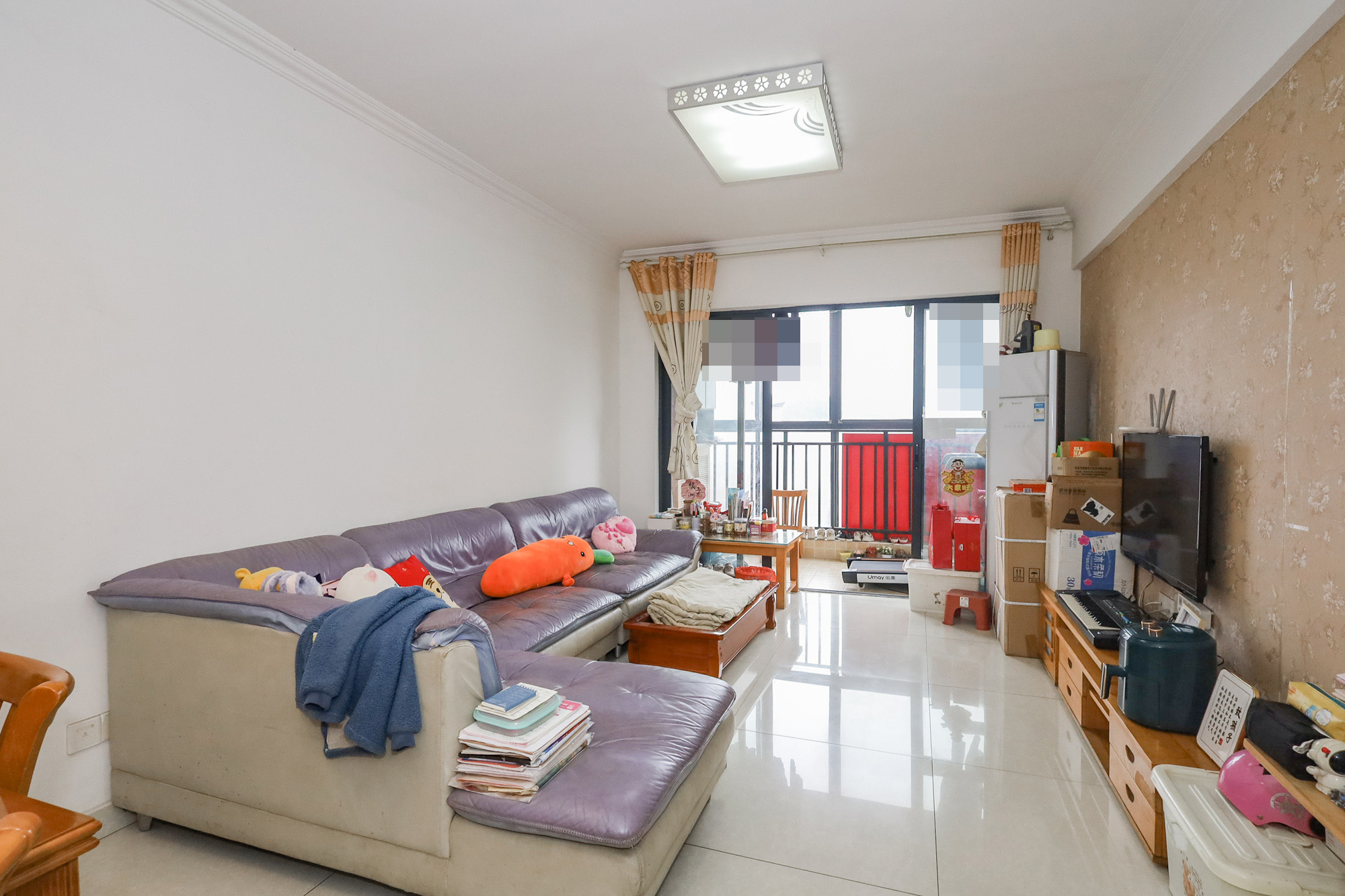 钰龙天下一期  3室2厅1卫    268.0万 钰龙天下一期  3室2厅1卫    268.0万客厅